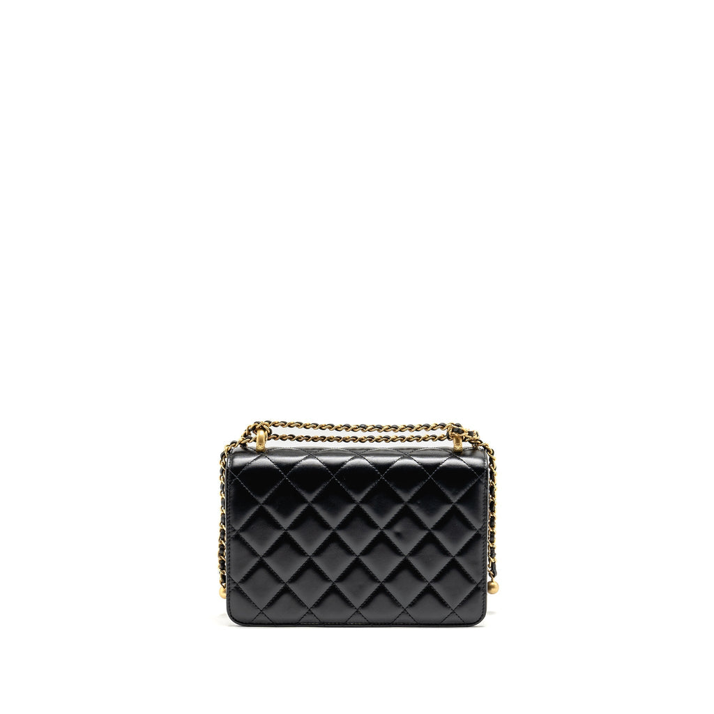 chanel-gold-crush-flap-bag-calfskin-black-ghw-microchip