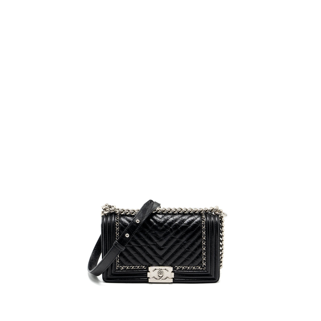 chanel-medium-chevron-boy-bag-limited-edition-calfskin-black-shw