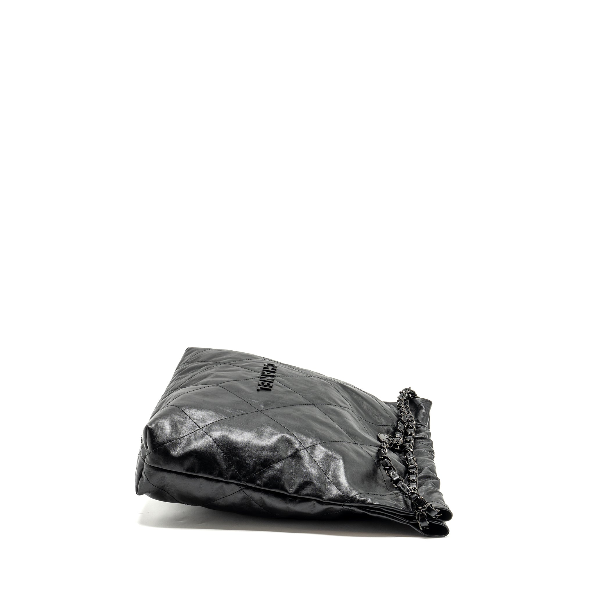chanel-medium-22-bag-calfskin-so-black-microchip-copy-1