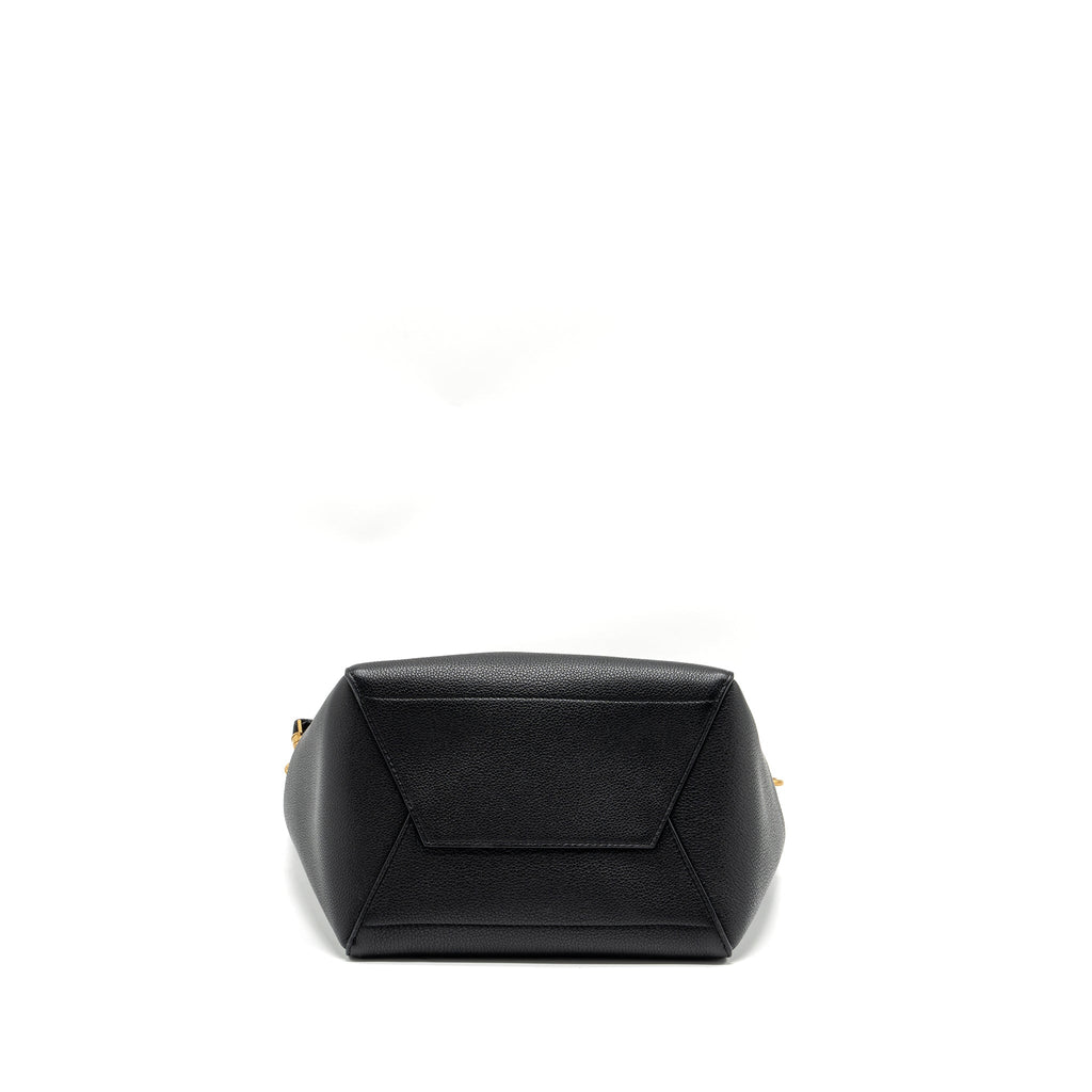 celine-sangle-bucket-bag-grained-calfskin-black-ghw-1
