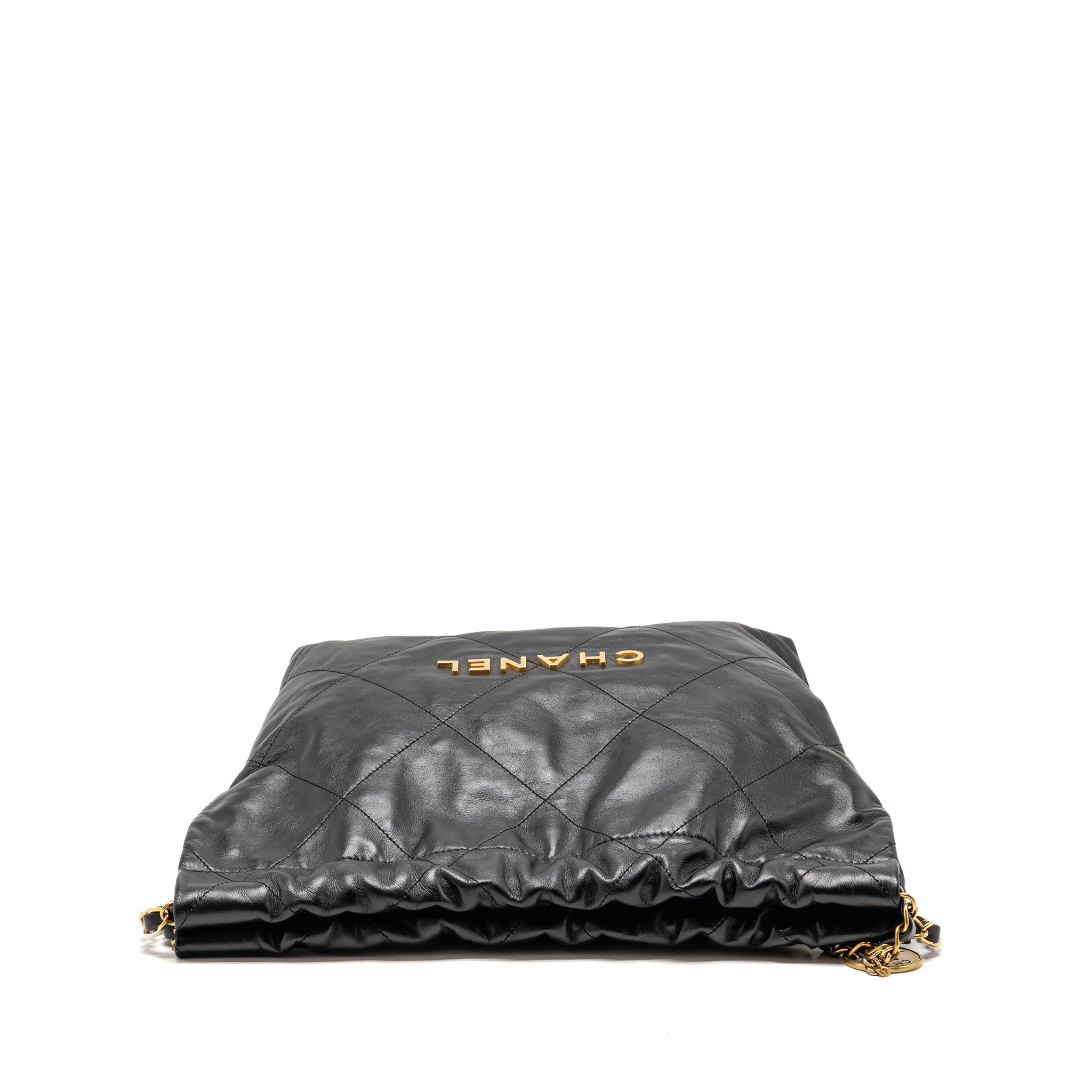 chanel-22-black-2