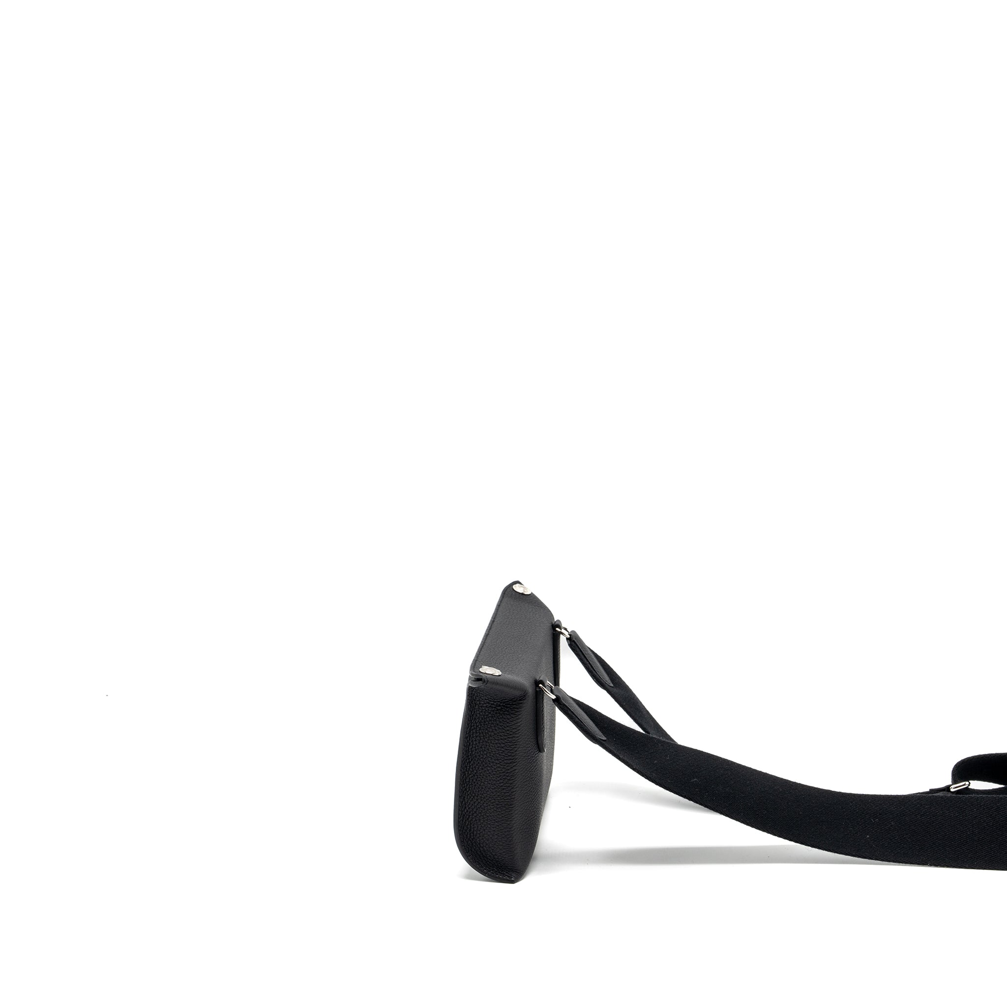 hermes-videpoches-togo-black-shw-stamp-b