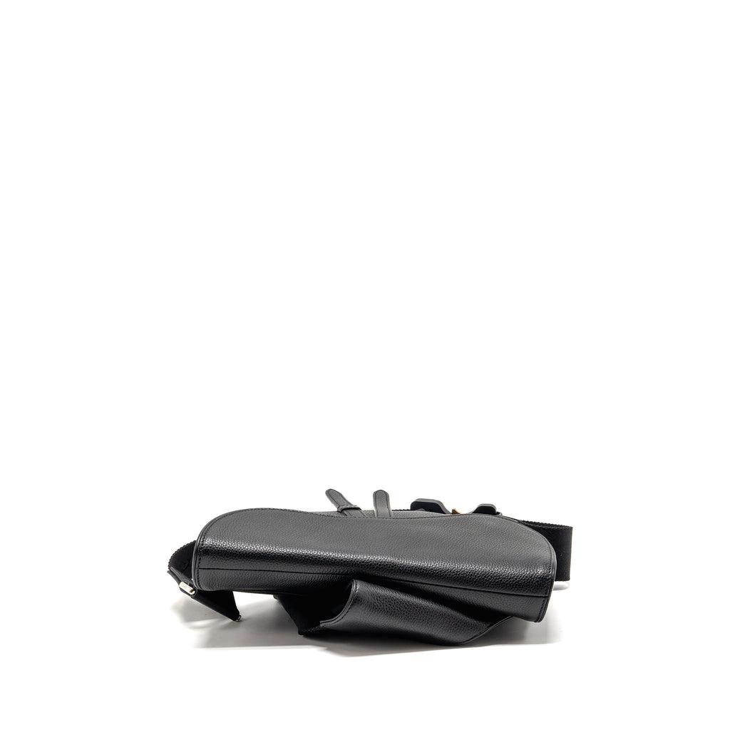 dior-homme-saddle-bag-calfskin-black-shw