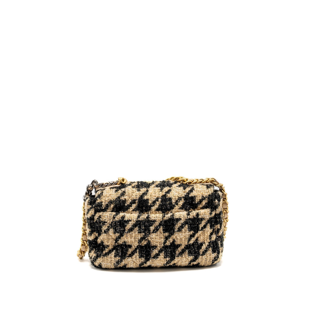 chanel-19-bag-tweed-beige-black-multicolour-hardware