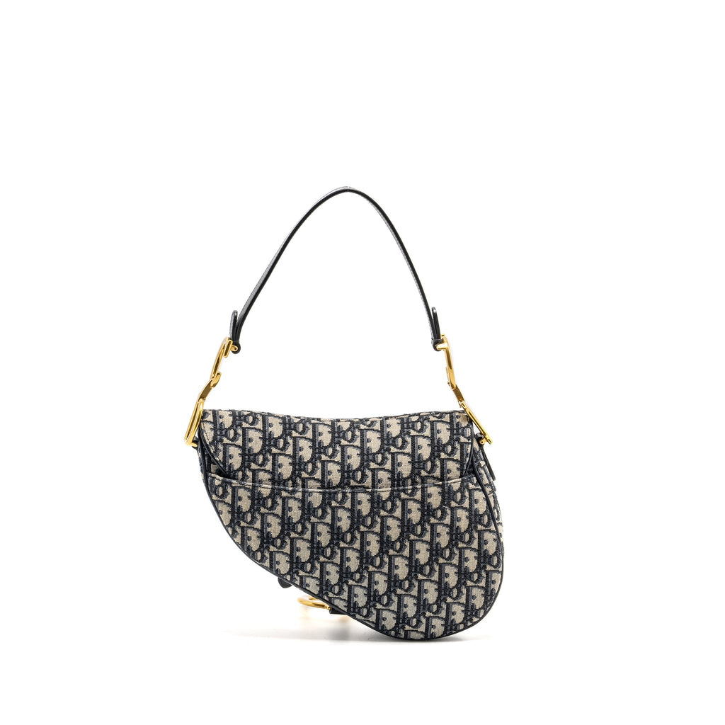 dior-medium-saddle-bag-with-stra