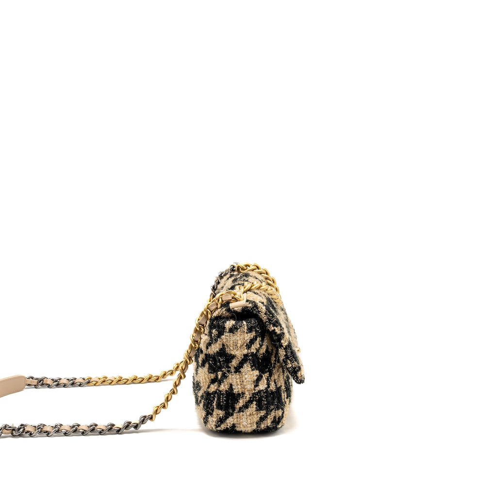 chanel-19-bag-tweed-beige-black-multicolour-hardware