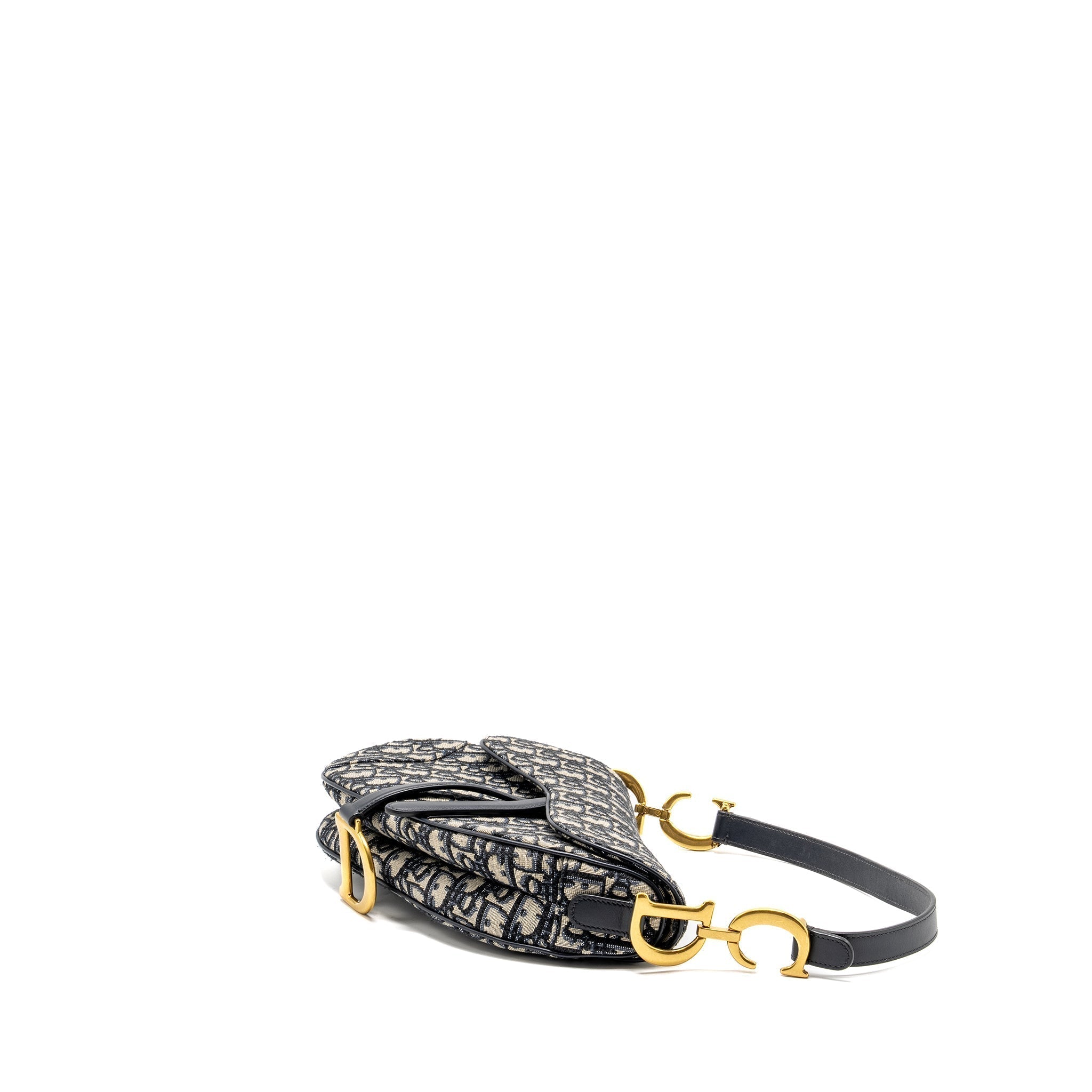dior-medium-saddle-bag-with-stra