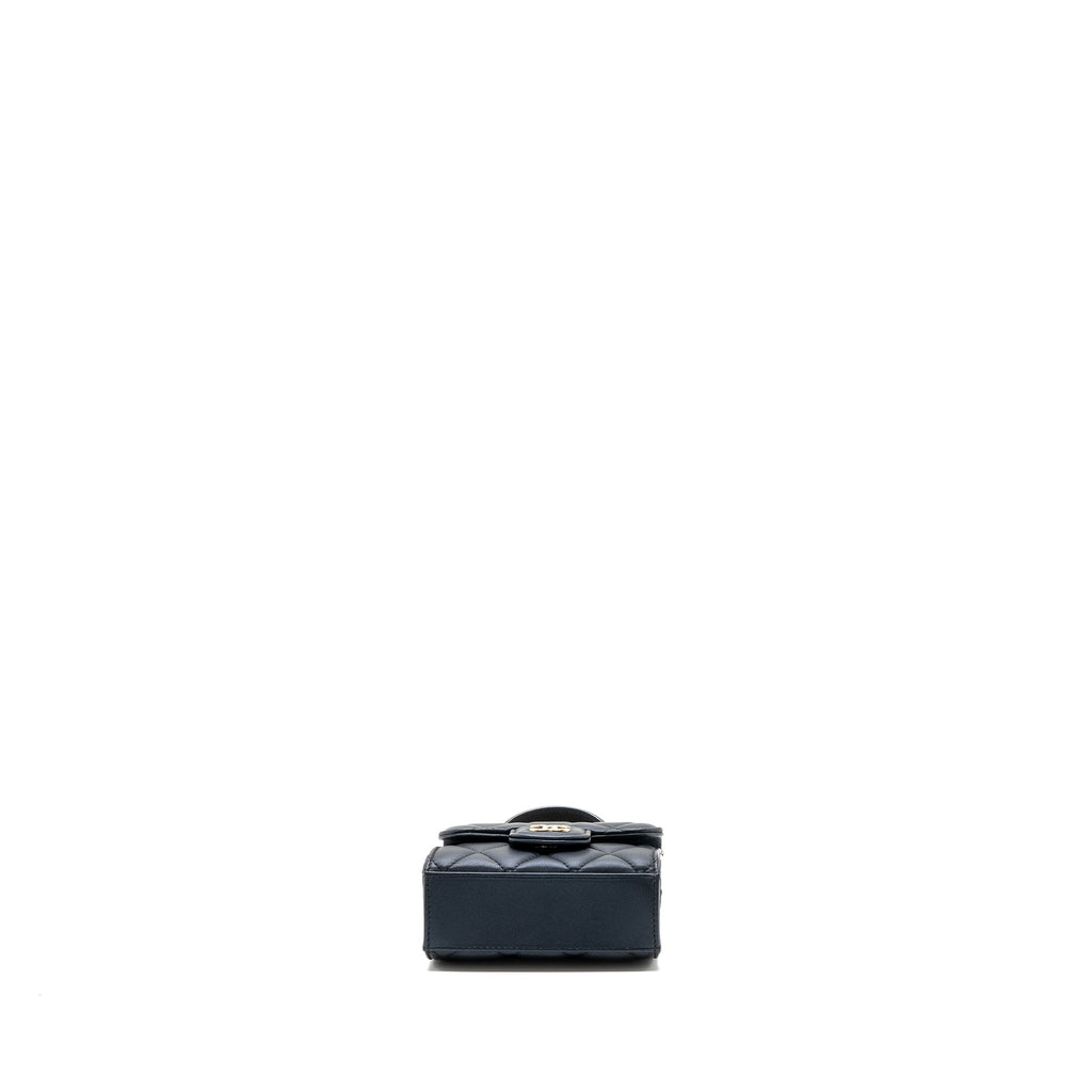 chanel-top-handle-mini-flap-bag-pearly-lambskin-dark-blue-lghwmicrochip