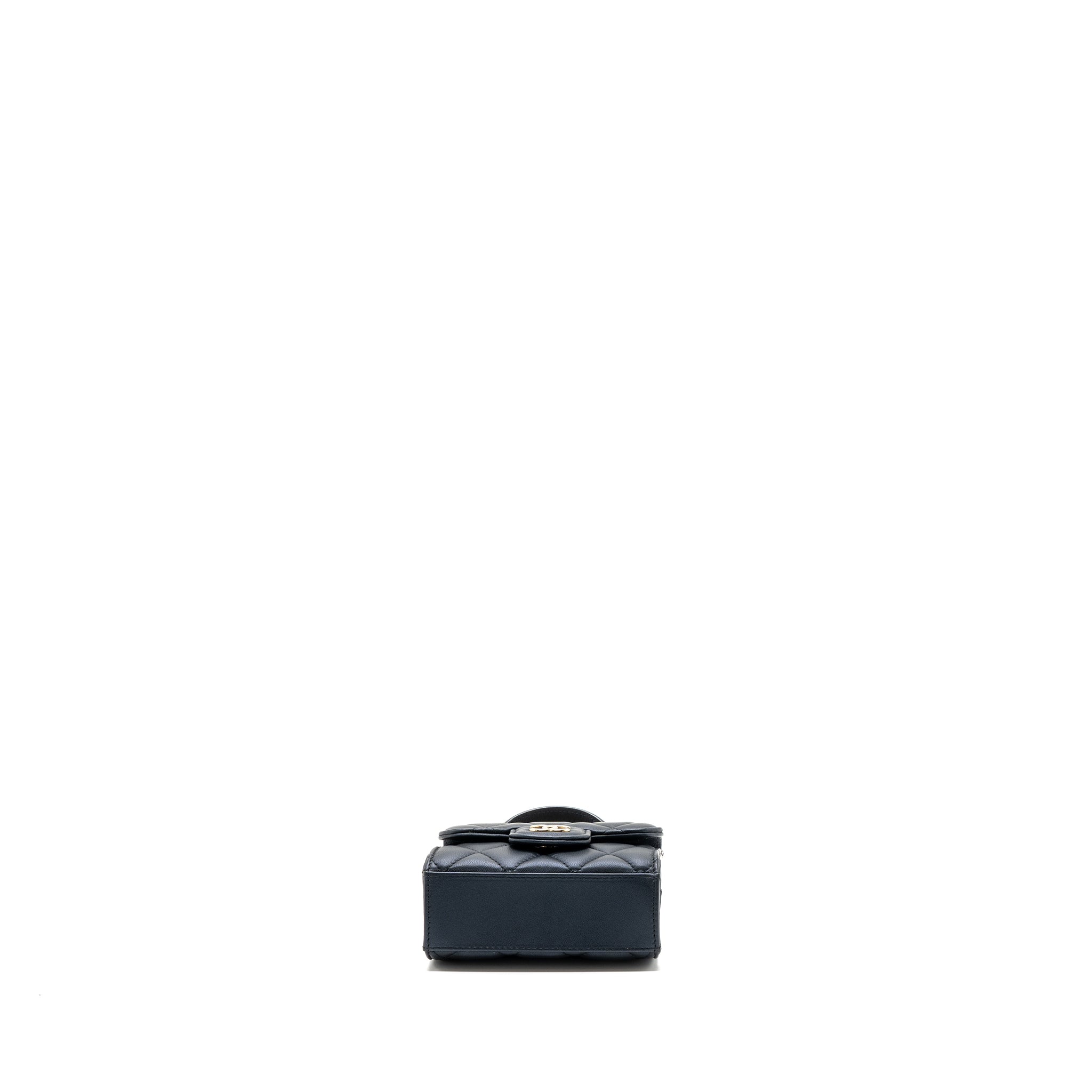 chanel-top-handle-mini-flap-bag-pearly-lambskin-dark-blue-lghwmicrochip