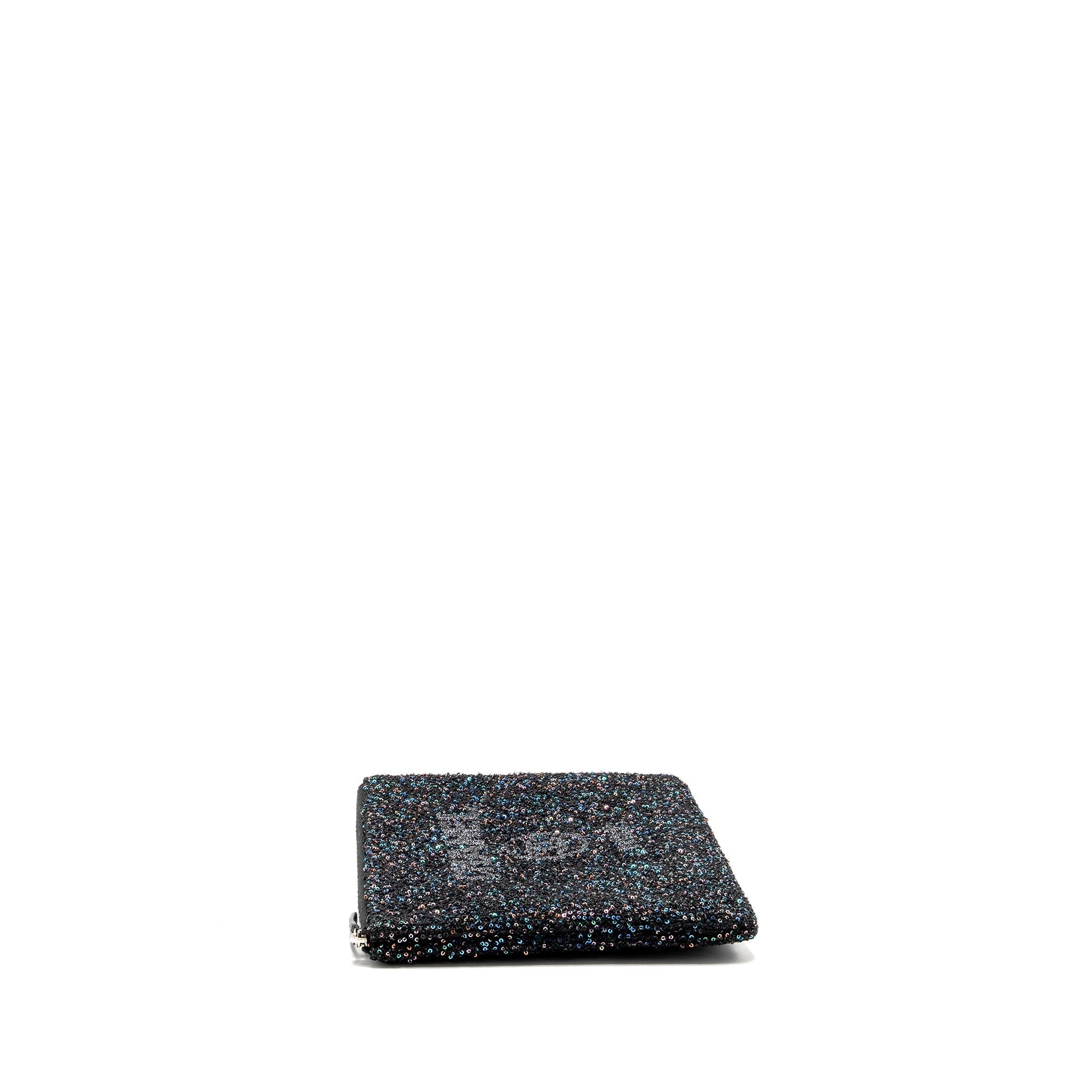 chanel-cluth-tweed-black