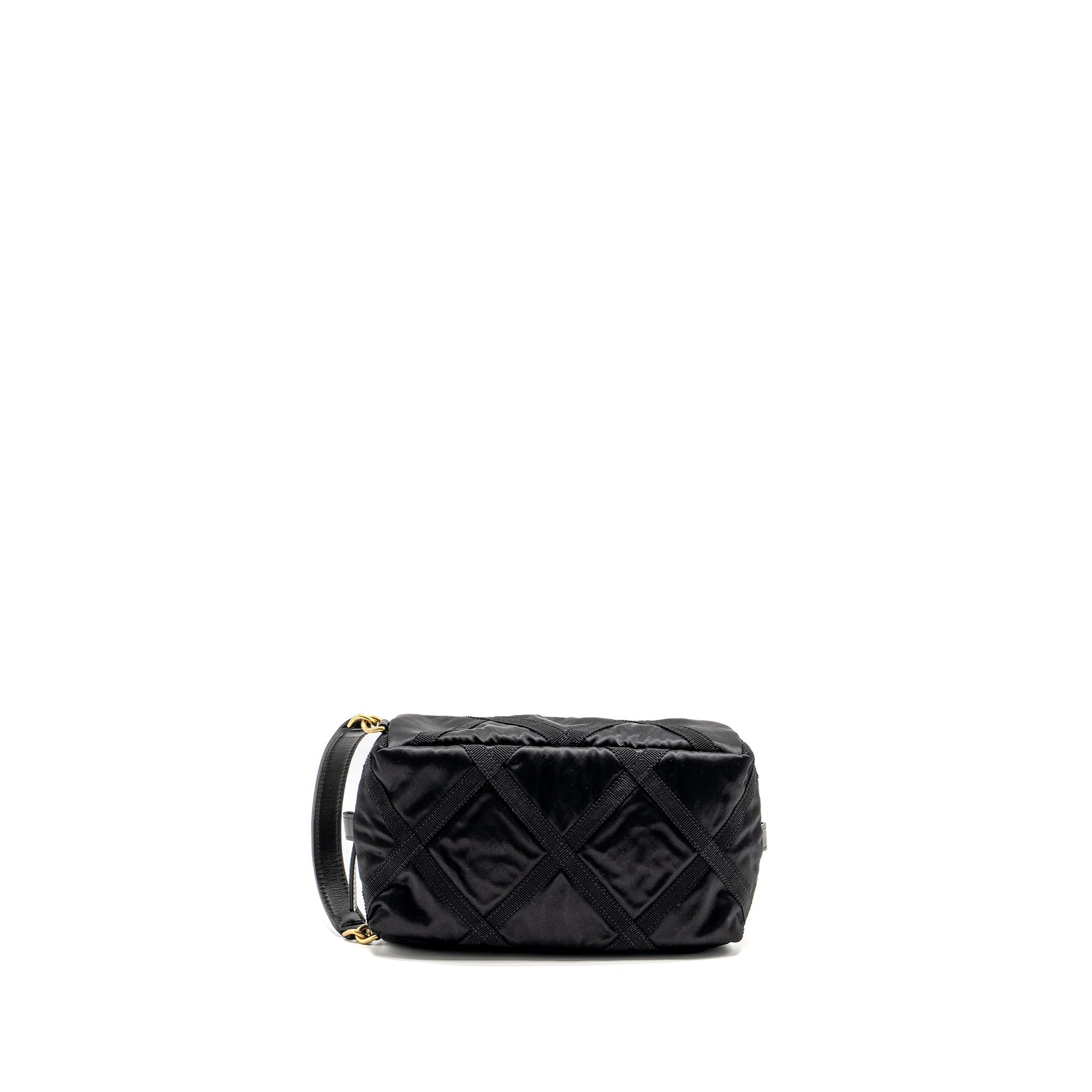 chanel-22p-travel-pouch-with-sleep-mask-nylon-black-ghw