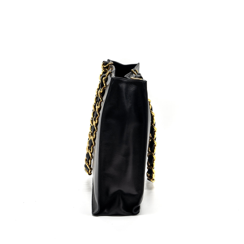 chanel-vintage-tote-bag-calfskin-black-ghw