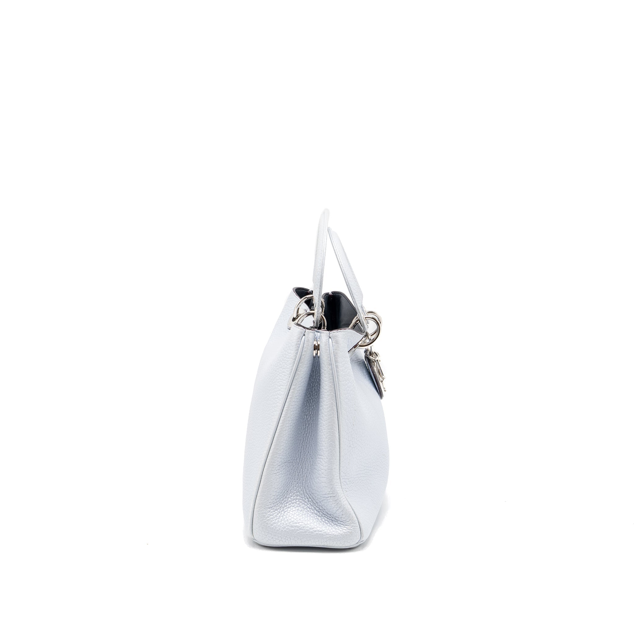 dior-diorissimo-tote-bag-grained-calfskin-light-grey-shw