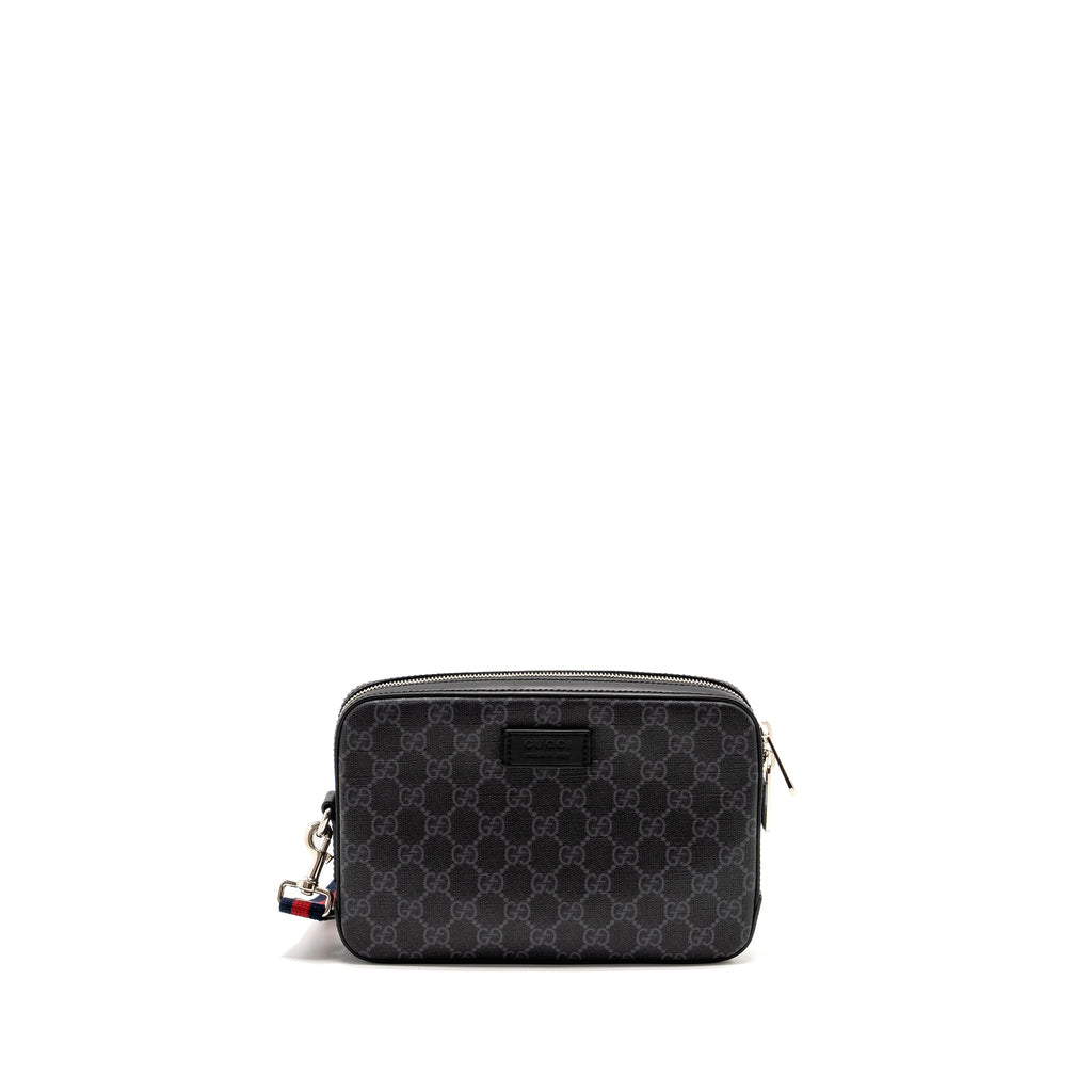 gucci-pouch-gg-supreme-canvas-black-shw