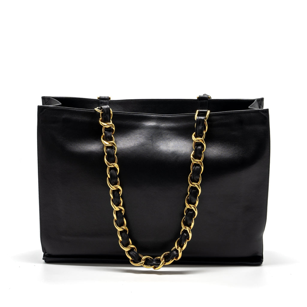 chanel-vintage-tote-bag-calfskin-black-ghw