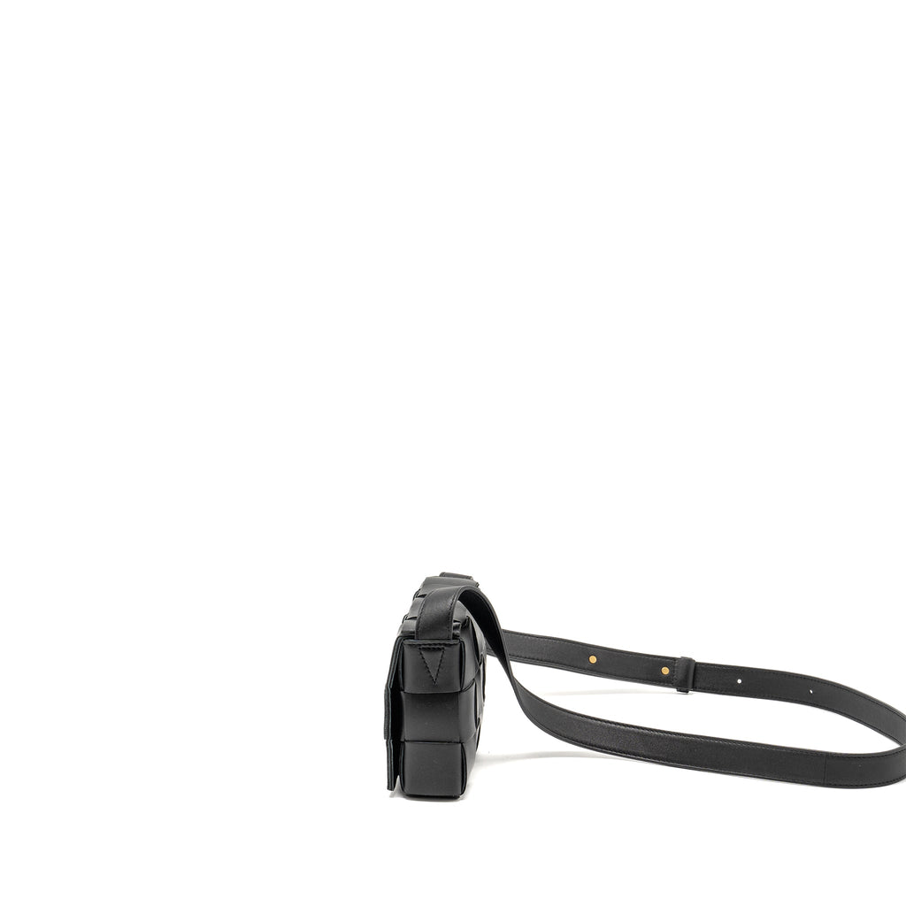 bottega-veneta-small-cassette-bag-lambskin-black-ghw