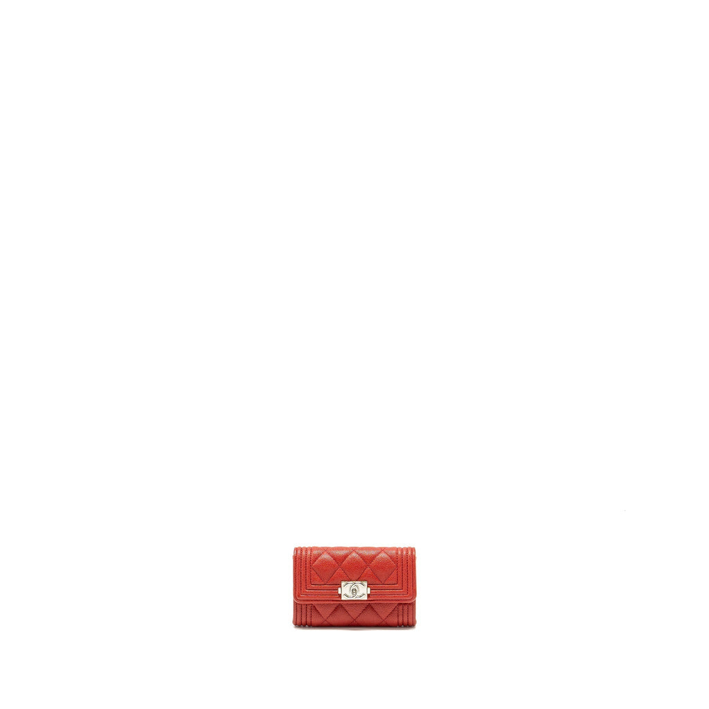 chanel-boy-flap-card-holder-caviar-red-shw