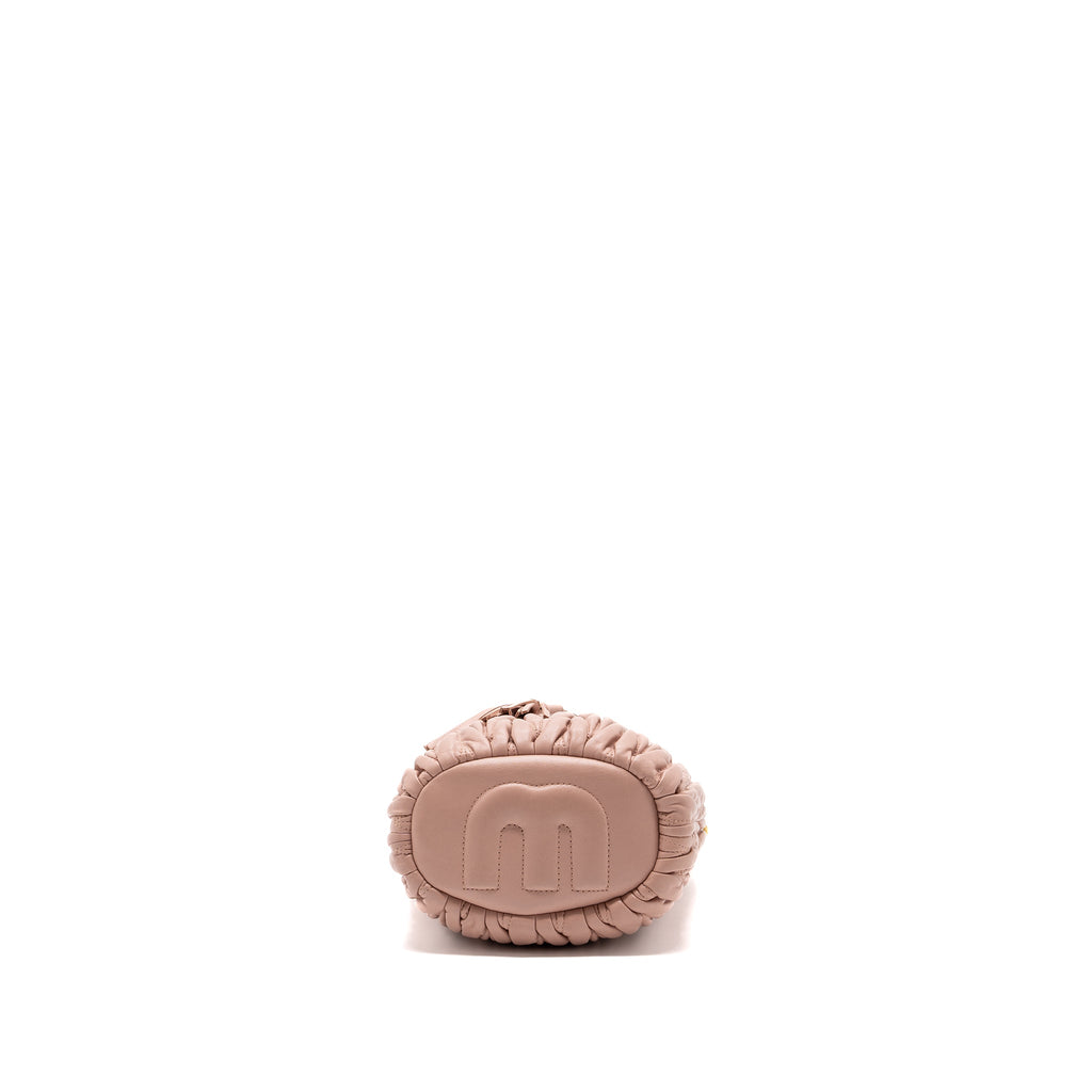 miumiu-matelasse-bucket-bag-napa-leather-pink-ghw