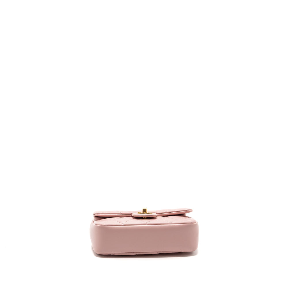 chanel-quilted-flap-bag-with-heart-charm-on-chain-lambskin-light-pink-ghw-microchip