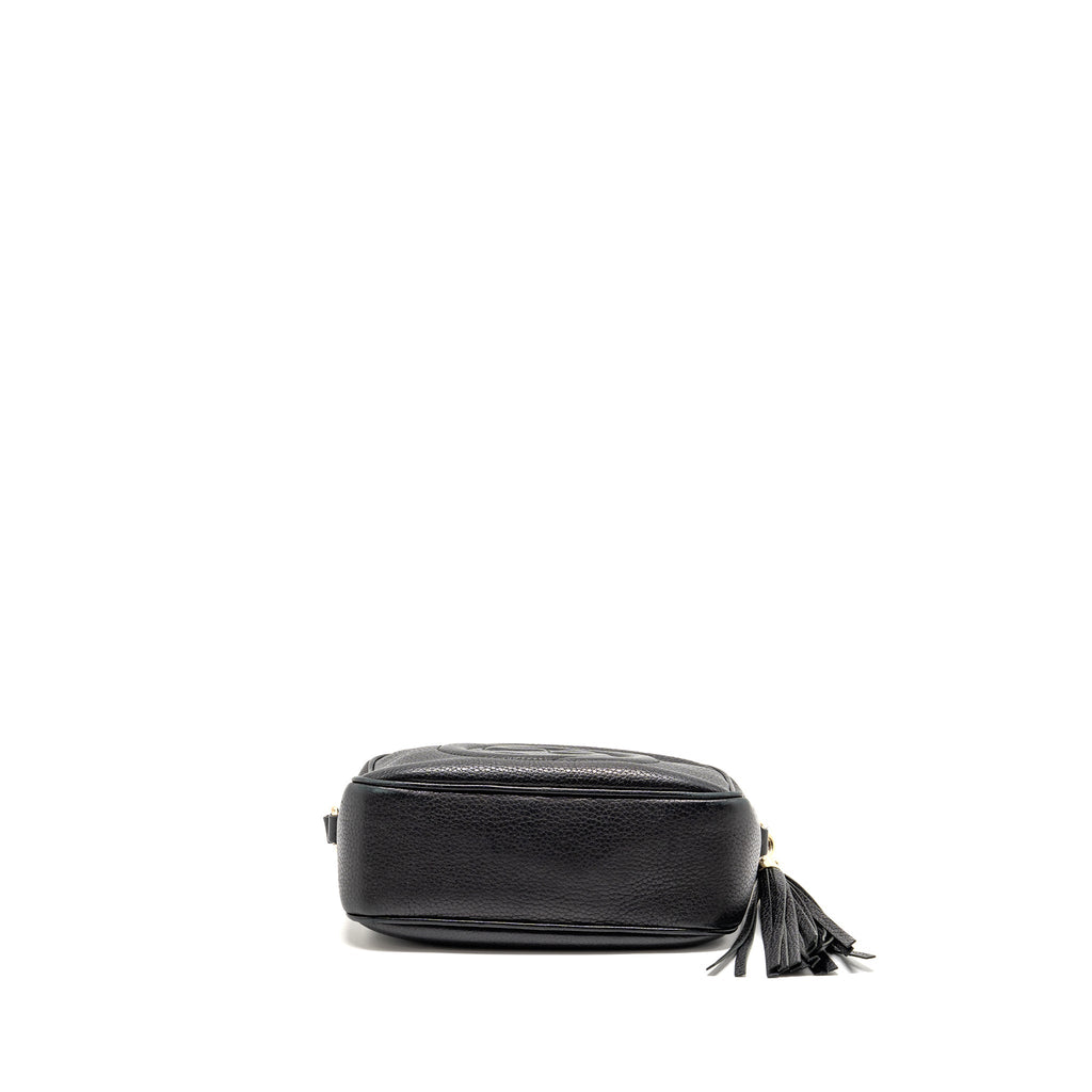 gucci-soho-disco-camera-crossbody-bag-calfskin-black-lghw-2