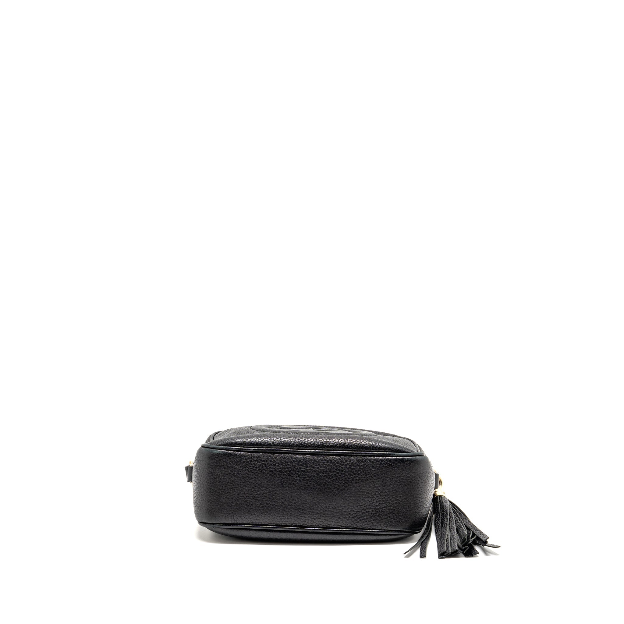 gucci-soho-disco-camera-crossbody-bag-calfskin-black-lghw-2