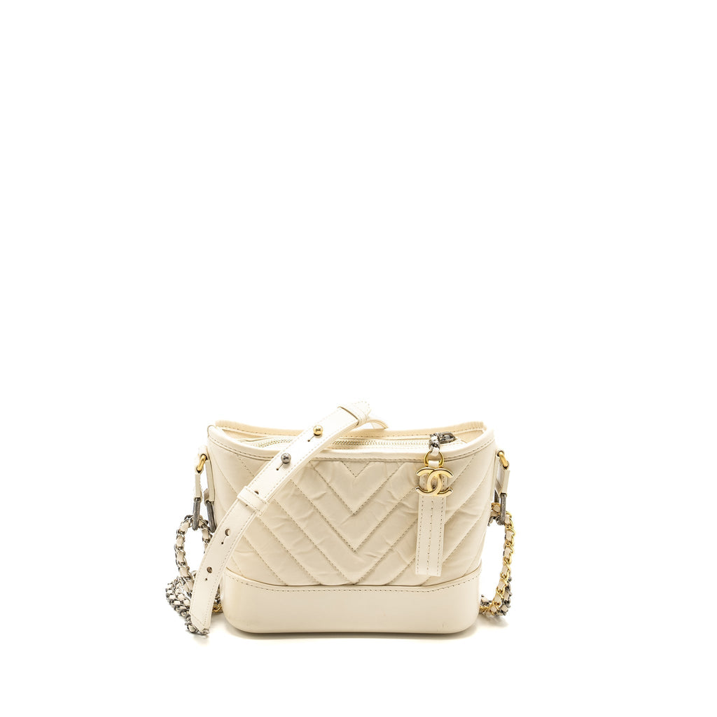 chanel-small-chevron-gabrielle-hobo-bag-calfskin-white-multicolour-hardware-copy