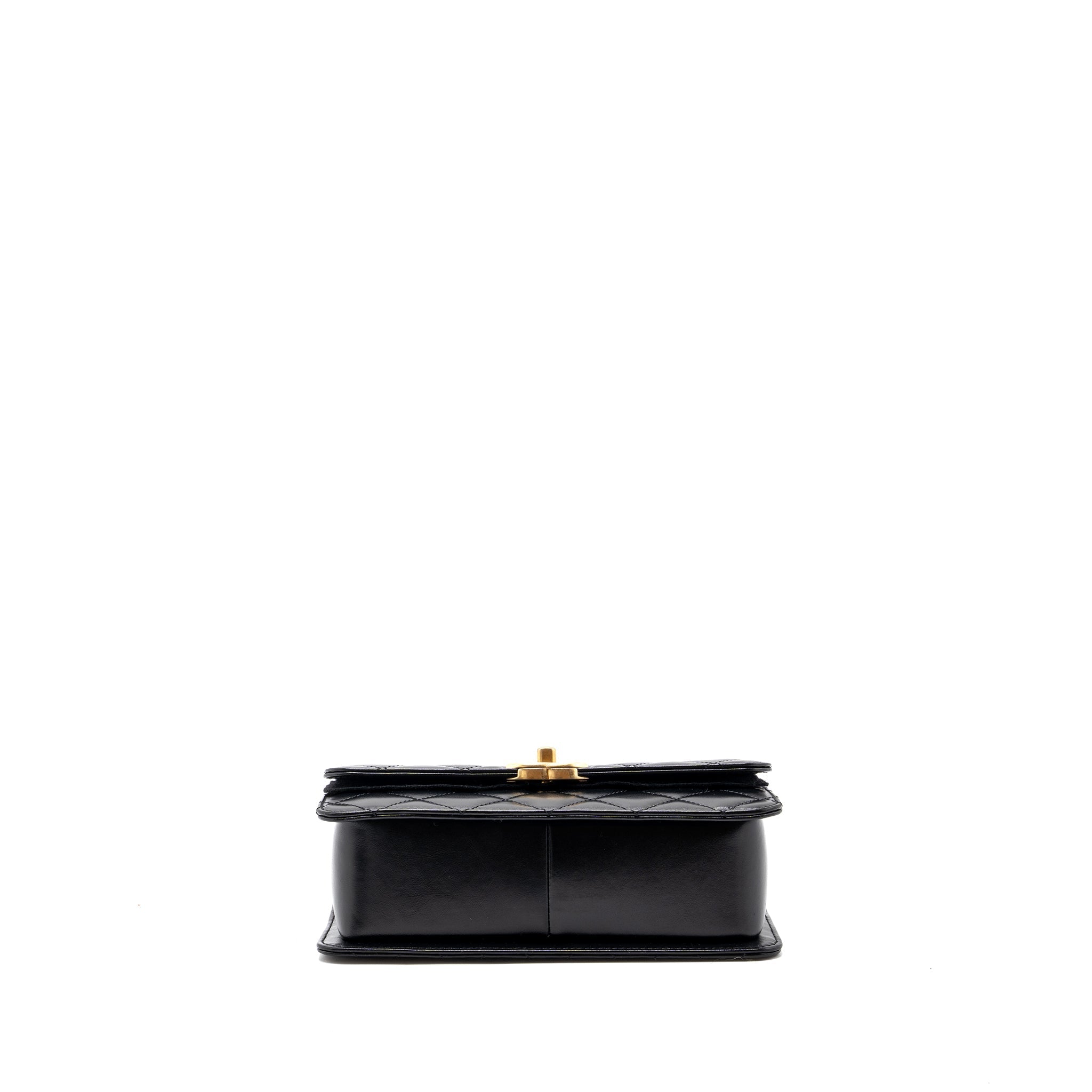 chanel-24c-gold-crush-flap-bag-calfskin-black-ghw-microchip