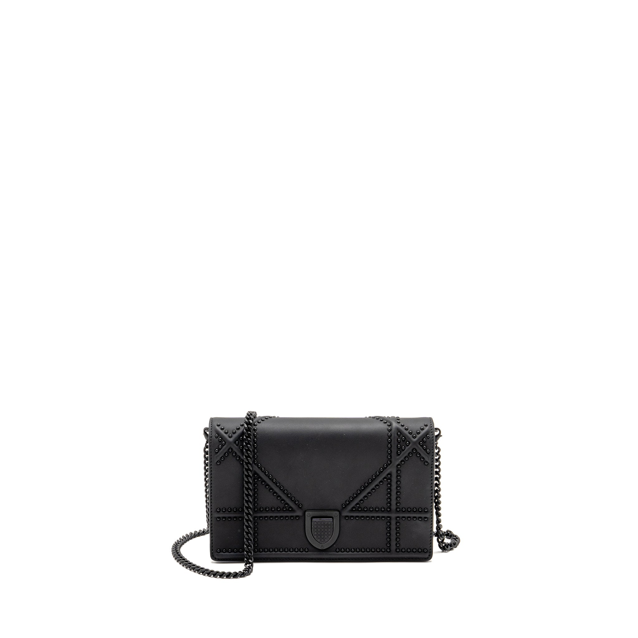 dior-studded-diorama-wallet-on-chain-leather-so-black-copy