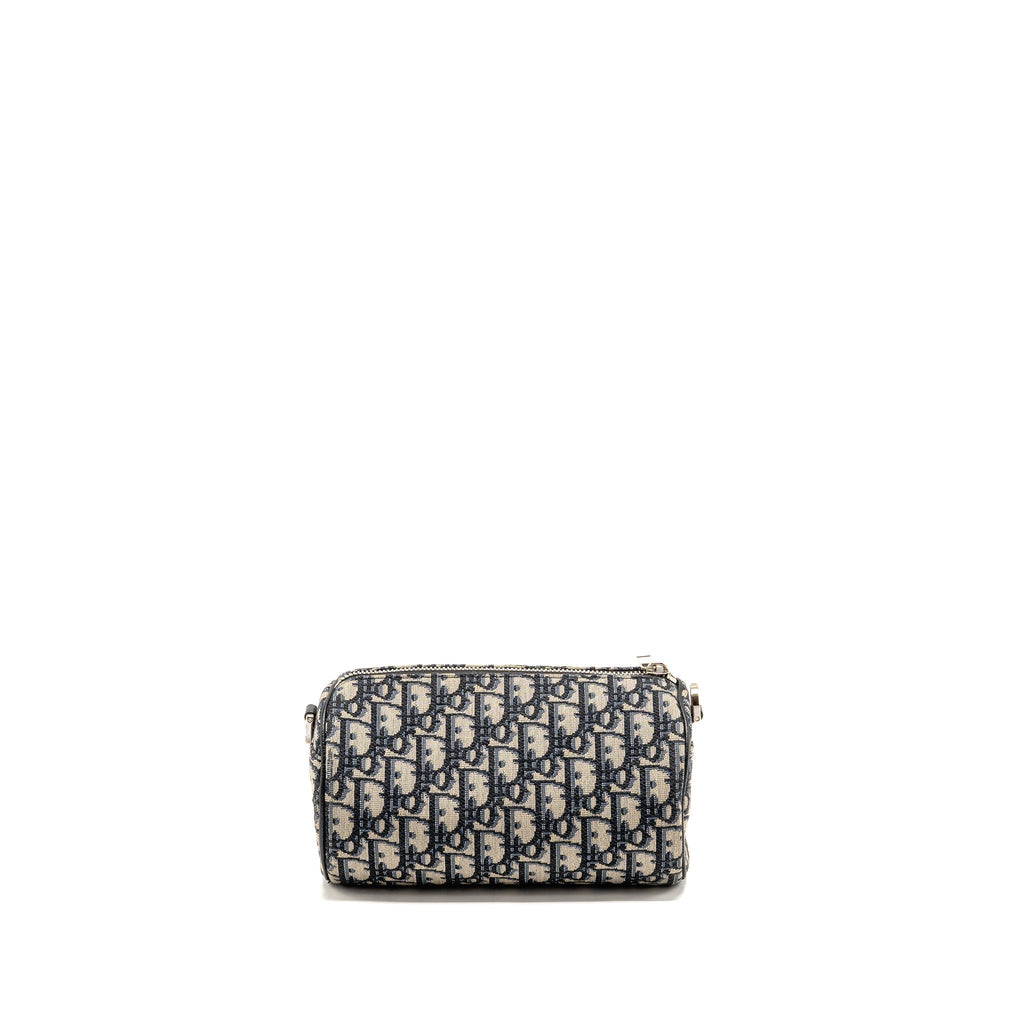 dior-roller-messenger-bag-oblique-jacquard-shw
