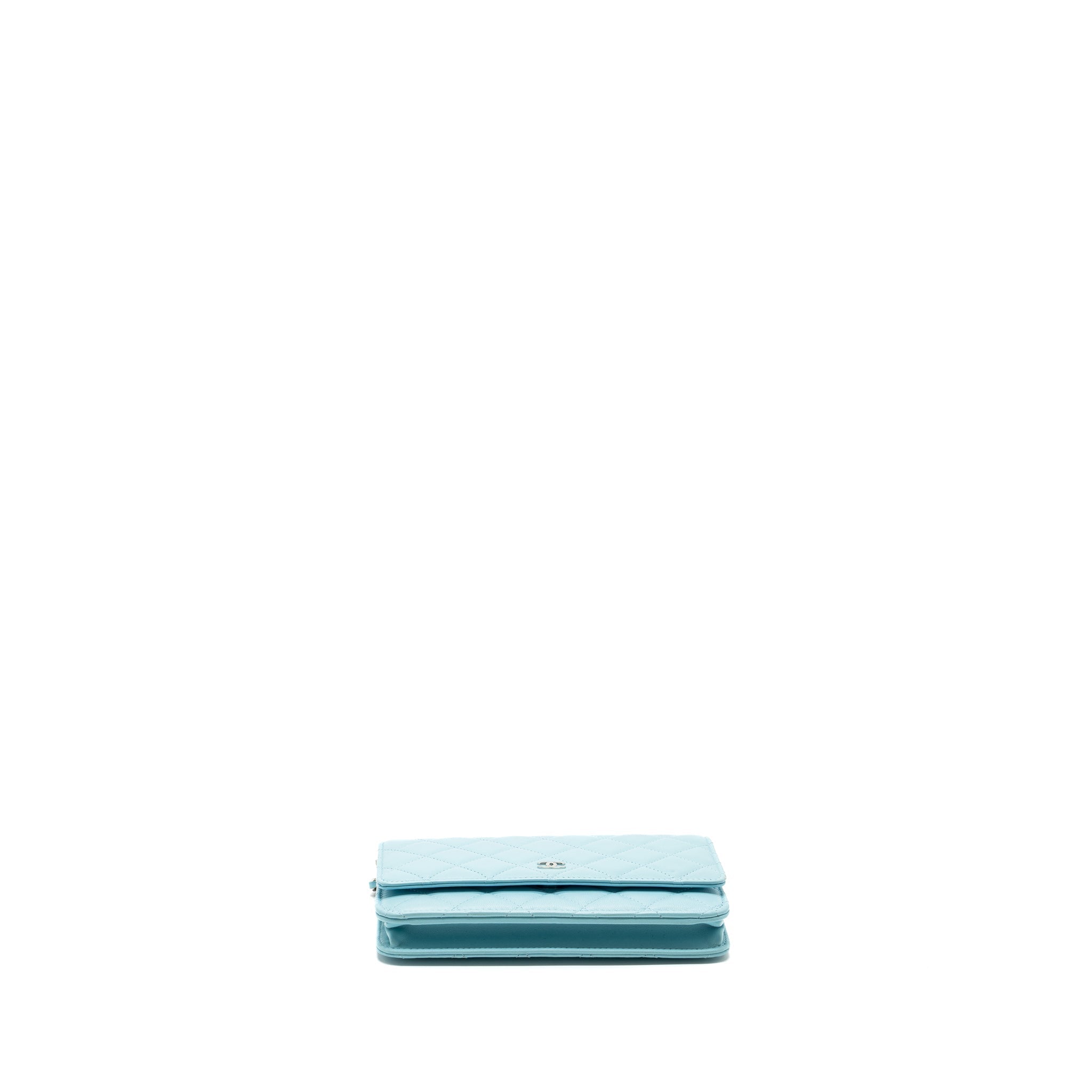 chanel-classic-wallet-on-chain-lambskin-light-blue-shw
