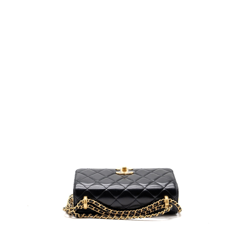 chanel-24c-gold-crush-flap-bag-calfskin-black-ghw-microchip
