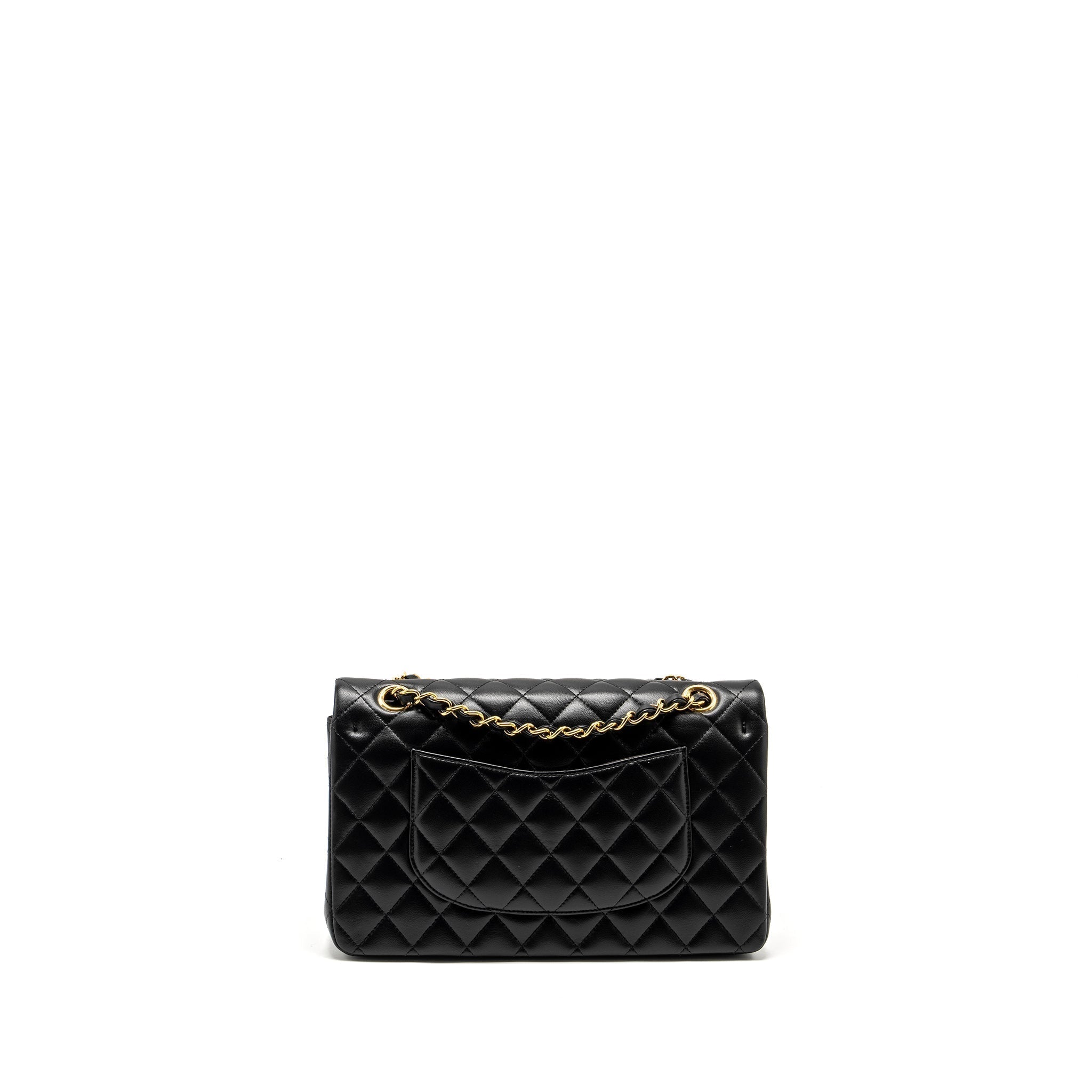 chanel-medium-classic-double-flap-bag-lambskin-black-ghwmicrochip