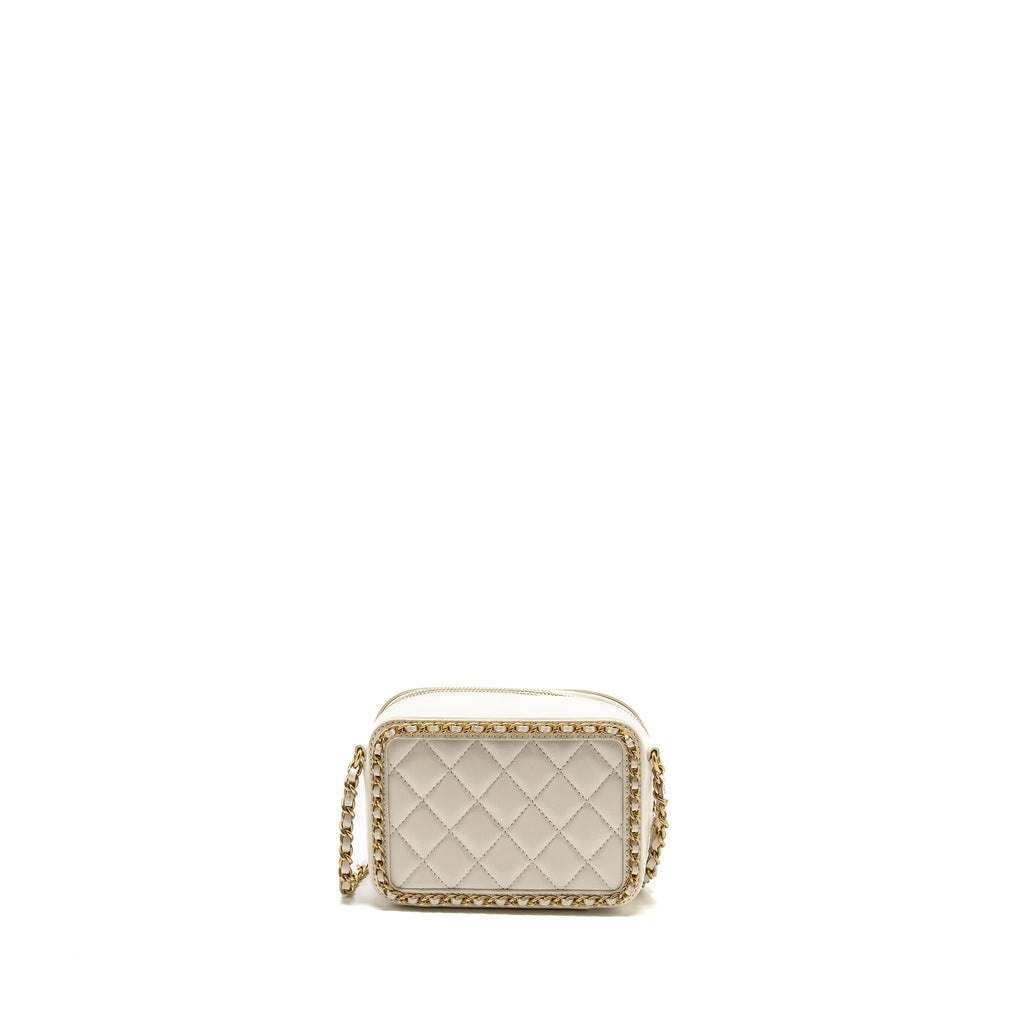 chanel-mini-vanity-clutch-with-chain-lambskin-white-ghw