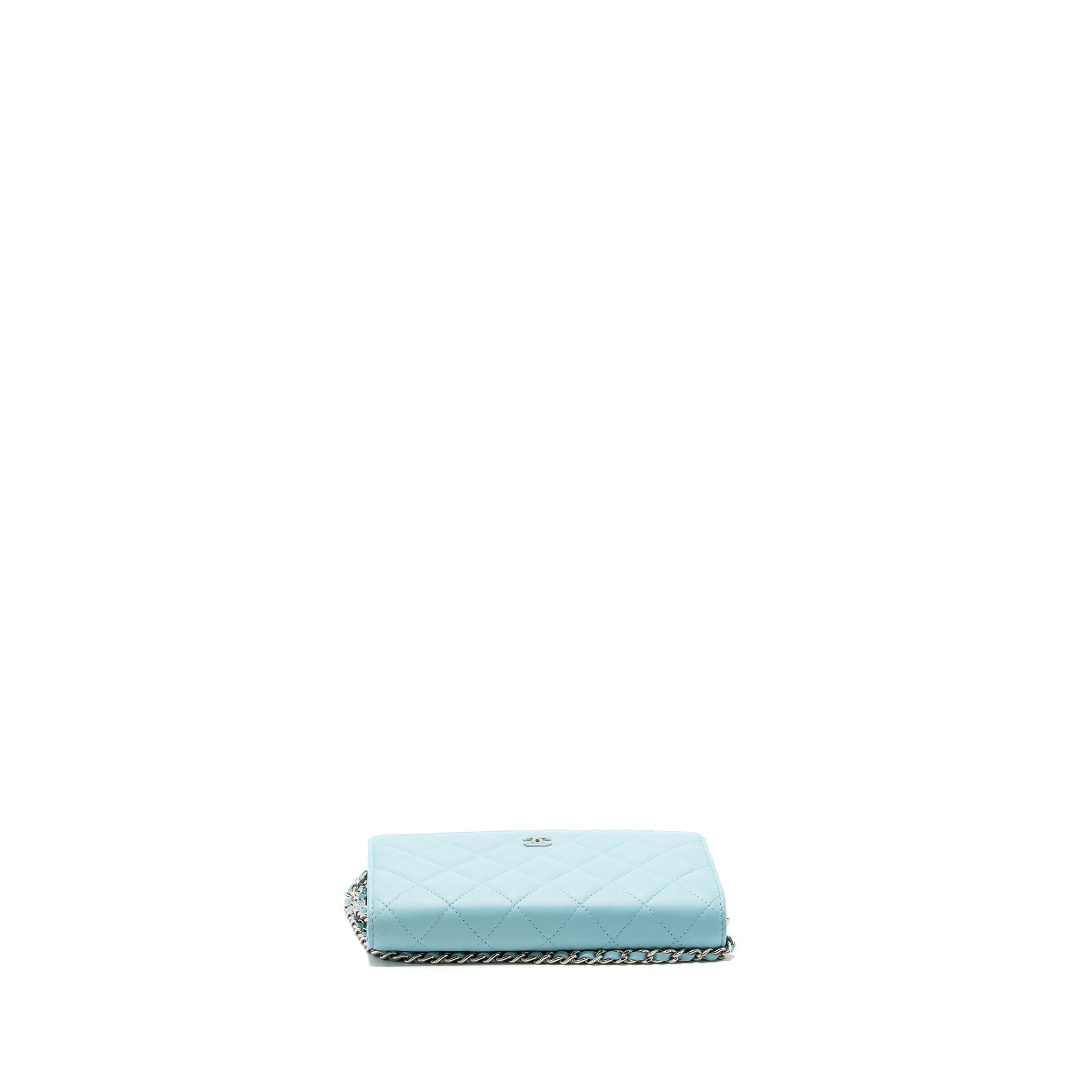 chanel-classic-wallet-on-chain-lambskin-light-blue-shw