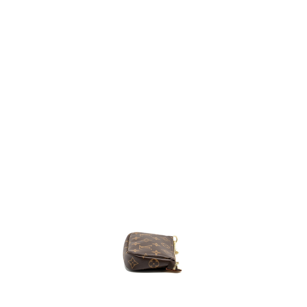 louis-vuitton-mini-pochette-accessories-monogram-canvas-ghw-6