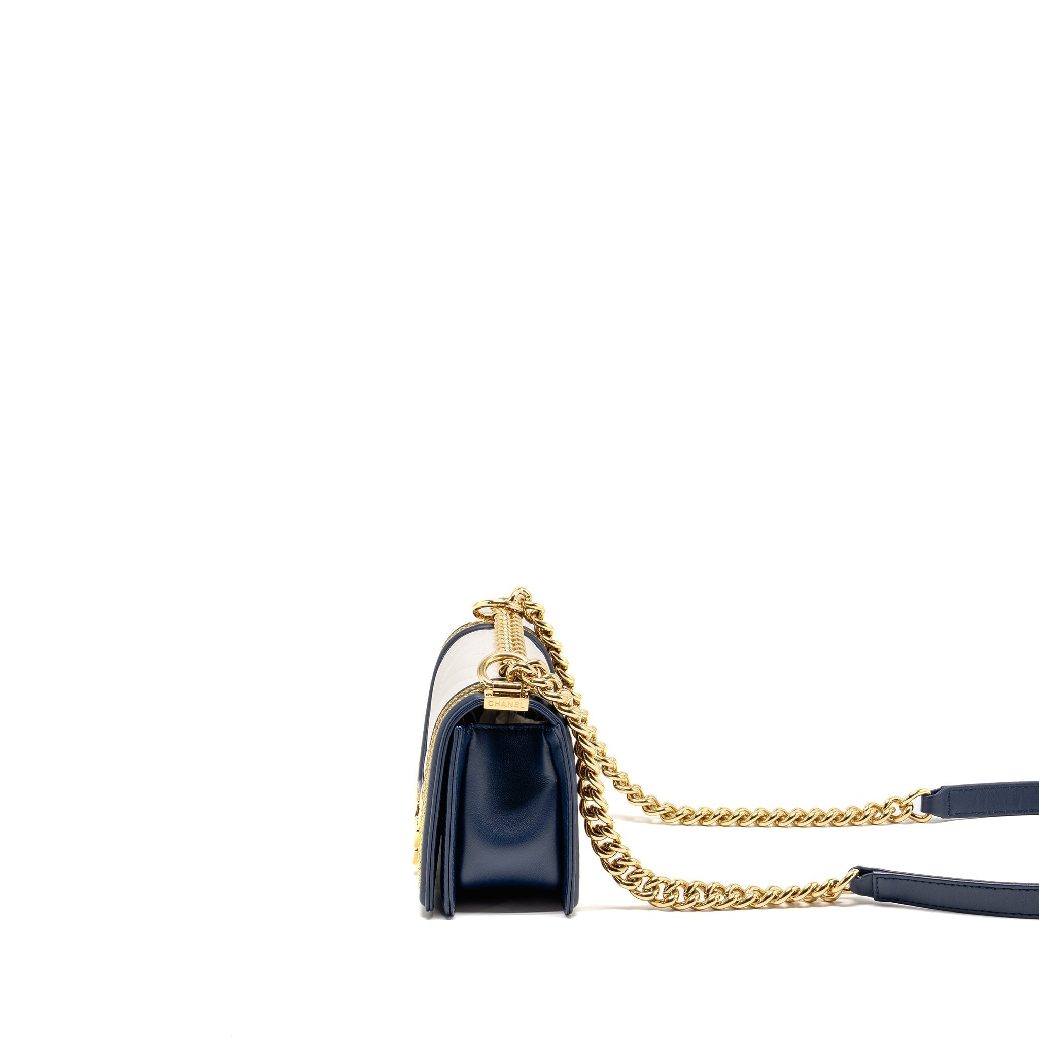chanel-small-chevron-boy-bag-calfskin-white-navy-ghw