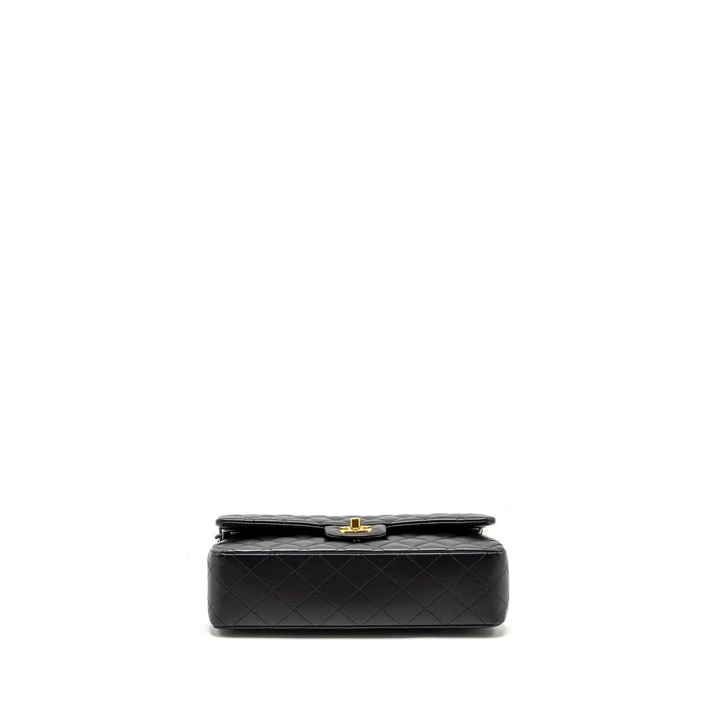 chanel-medium-classic-double-flap-bag-lambskin-black-ghwmicrochip