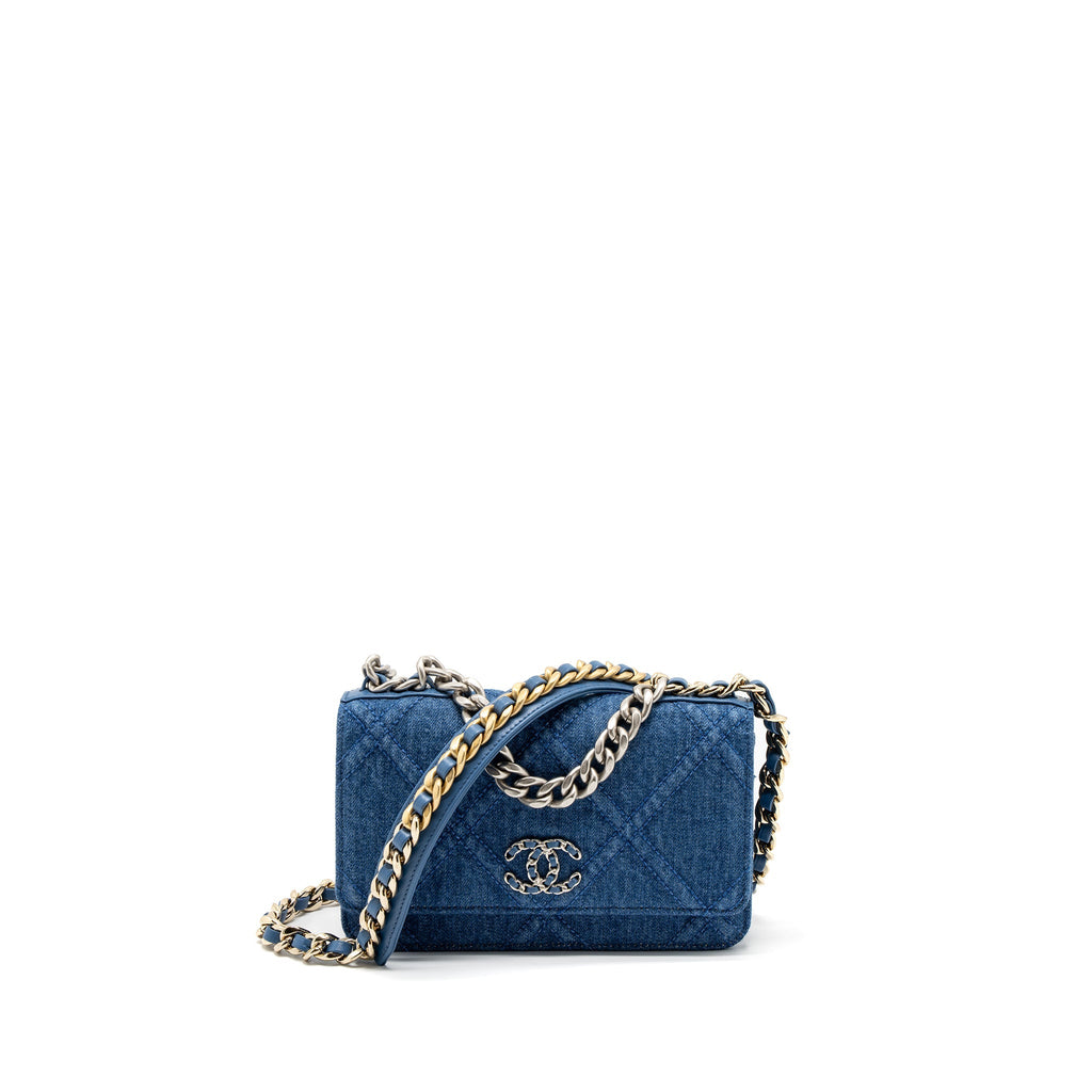chanel-19-wallet-on-chain-denim-blue-multicolor-hardware