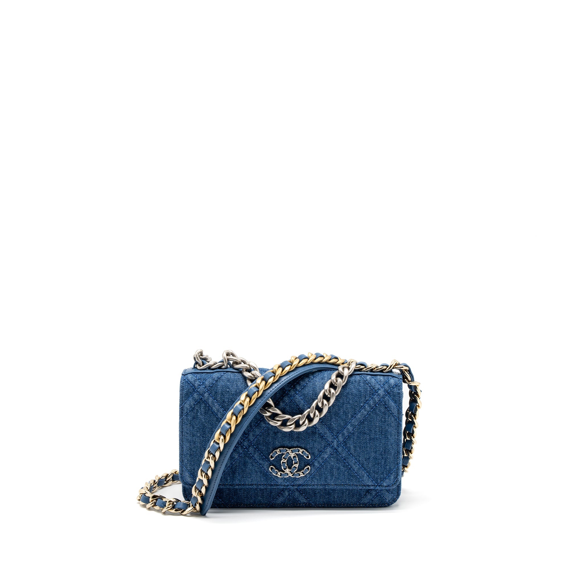 chanel-19-wallet-on-chain-denim-blue-multicolor-hardware
