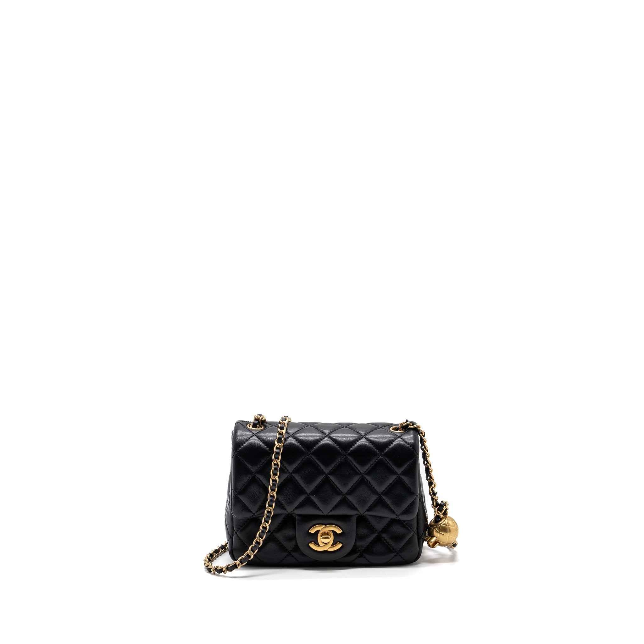 chanel-pearl-crush-mini-square-lambskin-black-ghwmicrochip