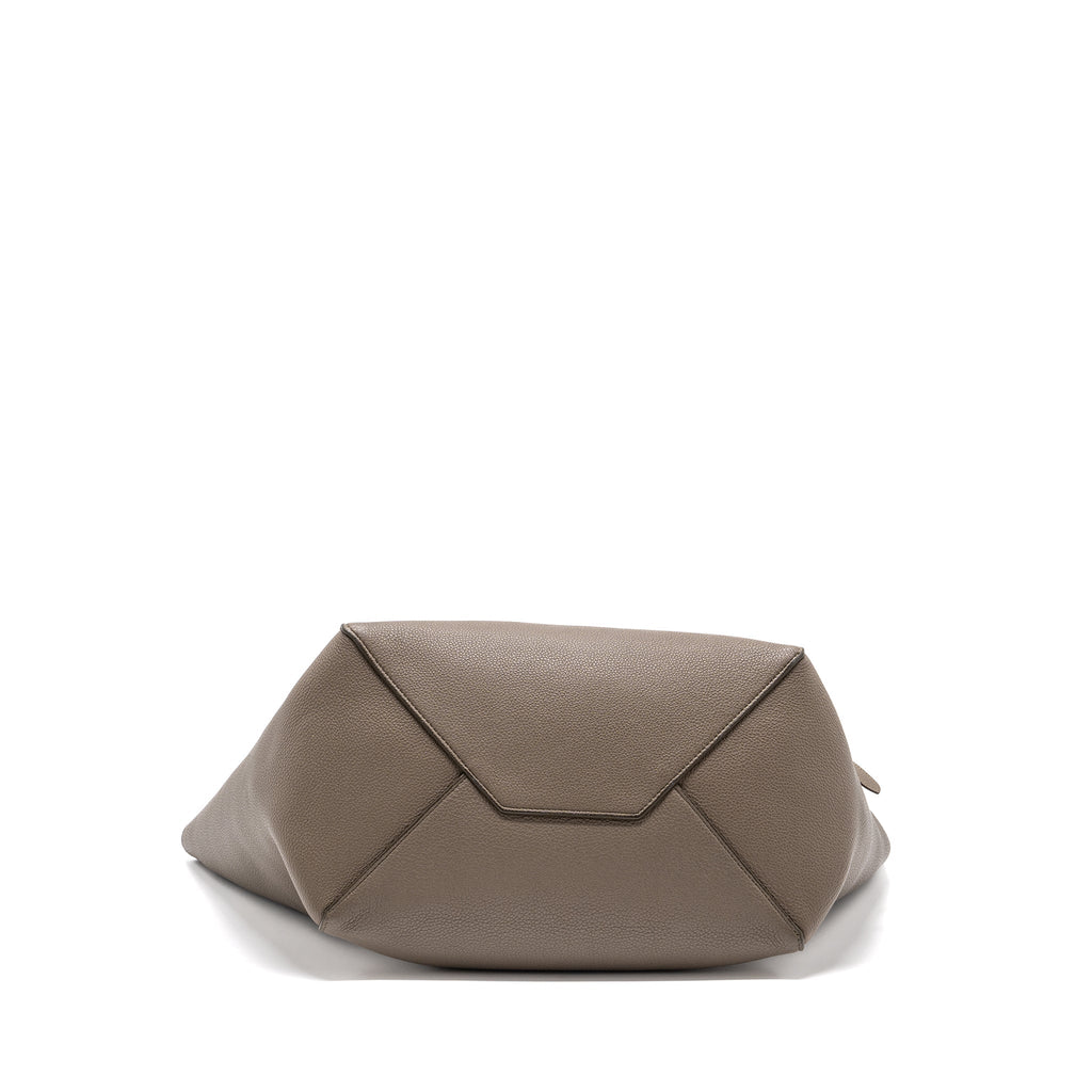 celine-small-cabas-phantom-bag-grained-calfskin-taupe-ghw
