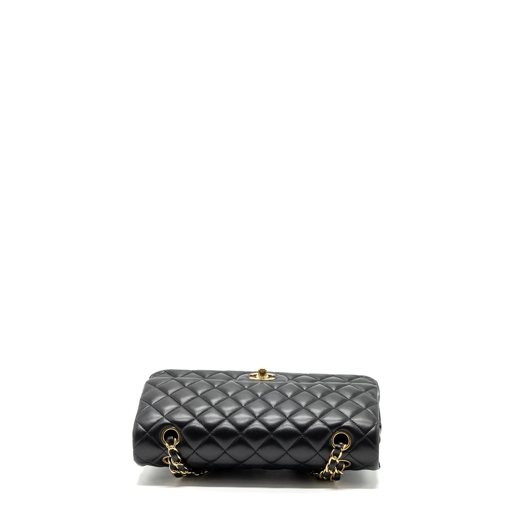 chanel-medium-classic-flap-bag-lambskin-black-ghw-1