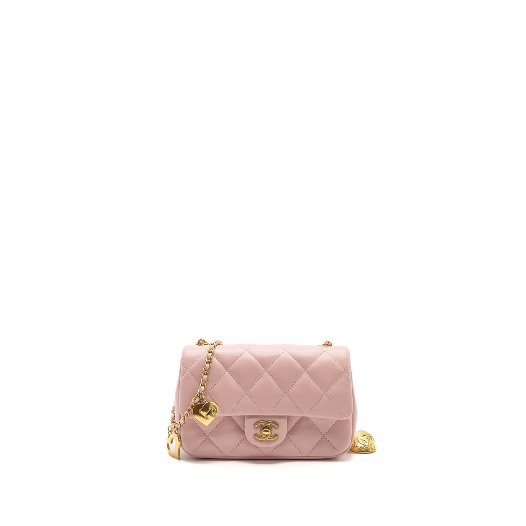 chanel-quilted-flap-bag-with-heart-charm-on-chain-lambskin-light-pink-ghw-microchip