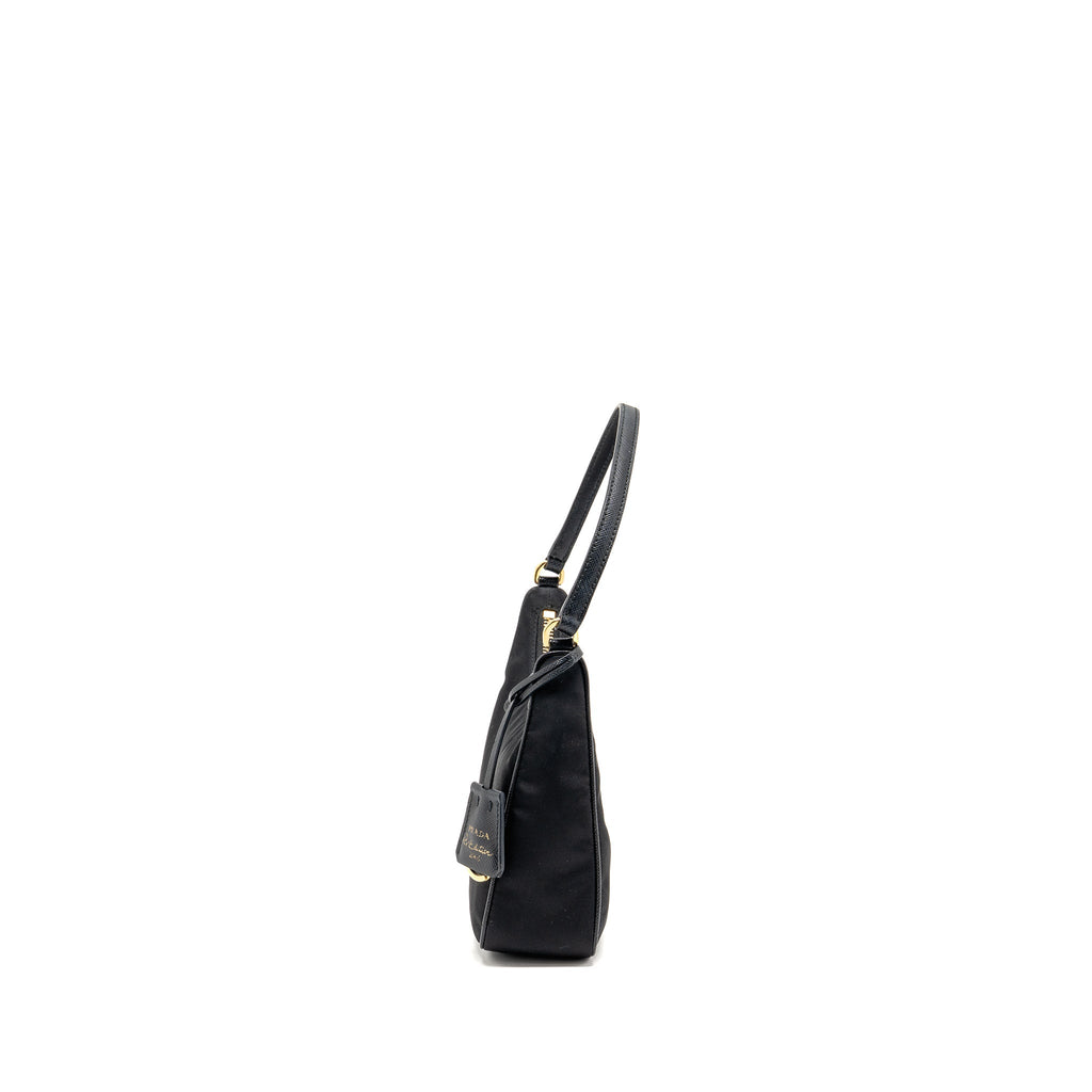 prada-reedition-2005-nylon-bag-black-ghw