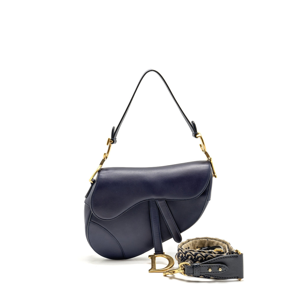 dior-medium-saddle-bag-calfskin-navy-ghw-with-black-oblique-strap