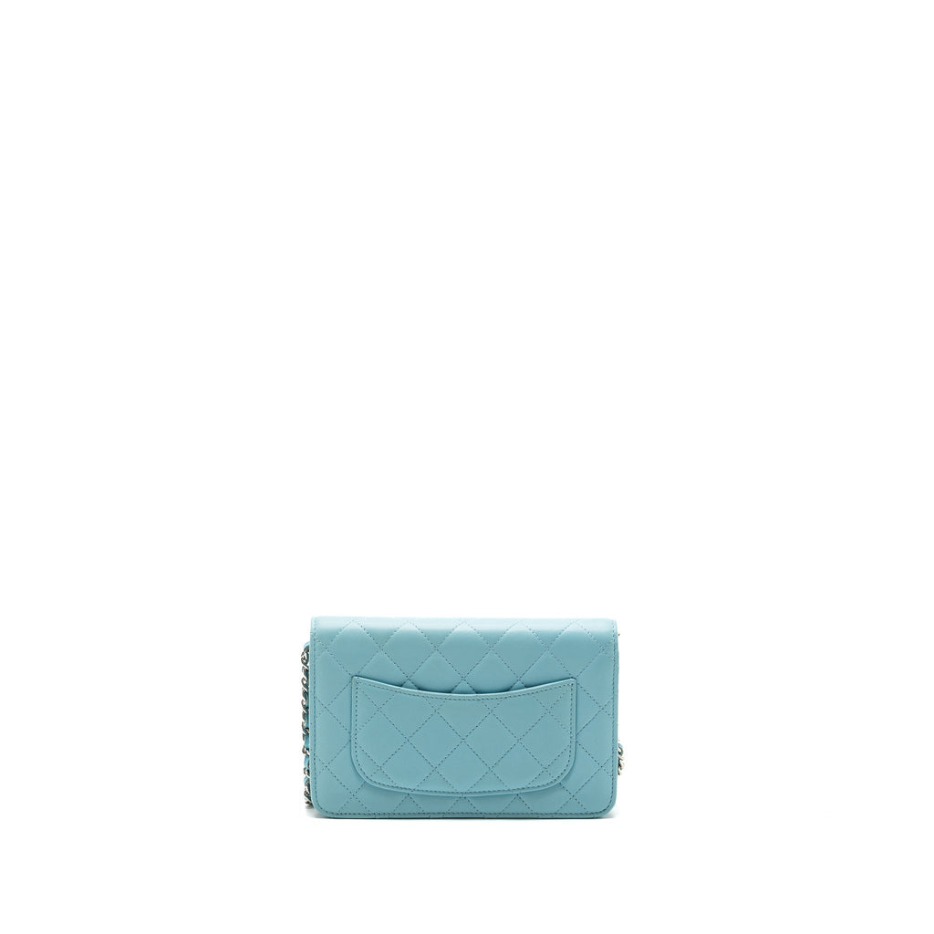 chanel-classic-wallet-on-chain-lambskin-light-blue-shw