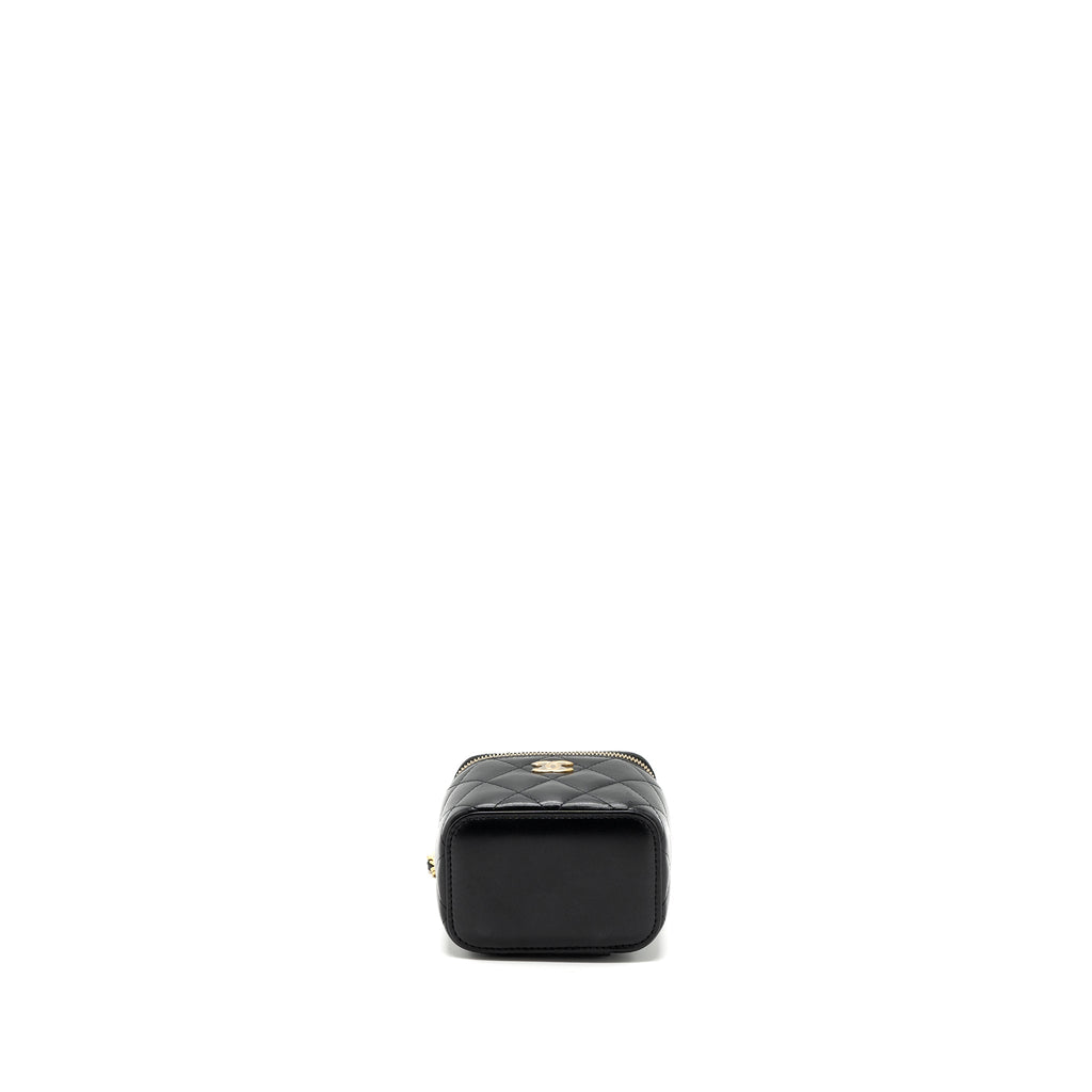 chanel-top-handle-mini-vanity-lambskin-black-ghw