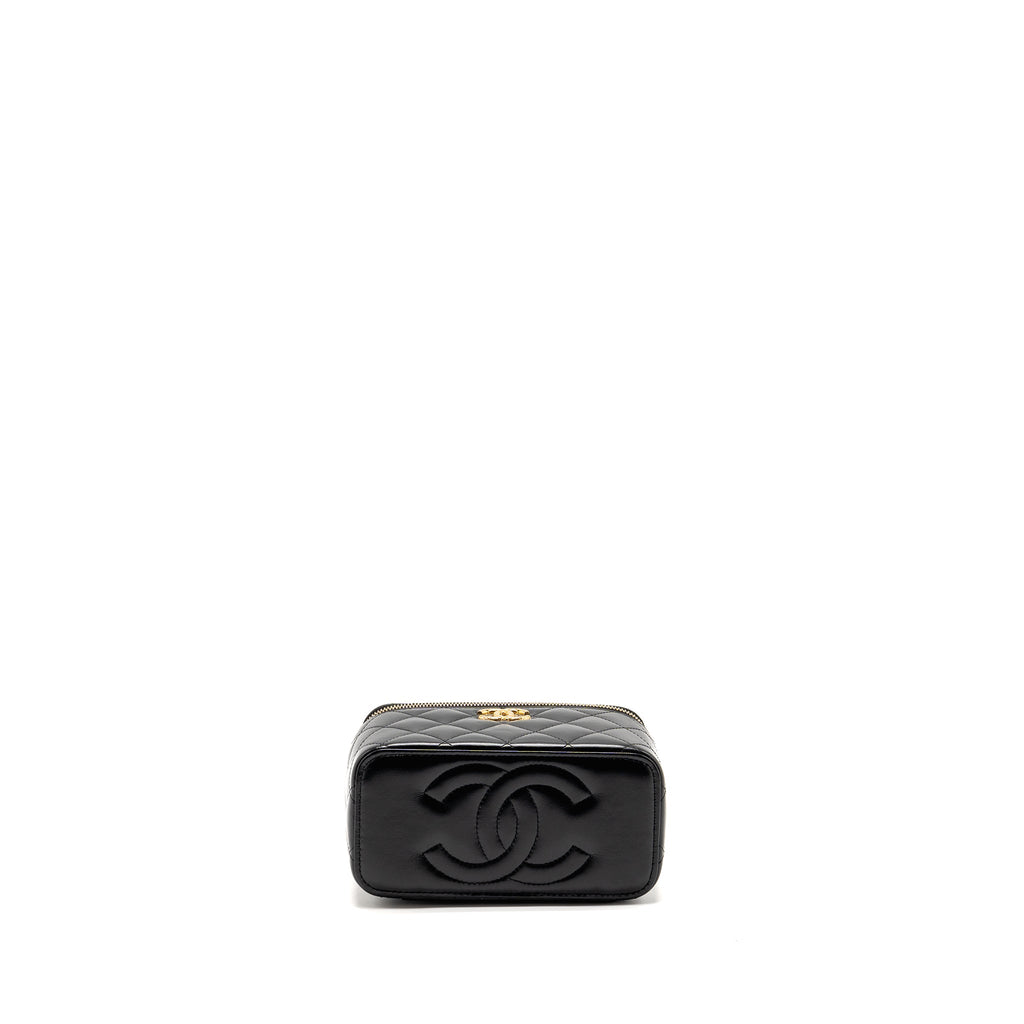chanel-long-vanity-with-chain-detail-cc-logo-lambskin-black-ghwmicrochip
