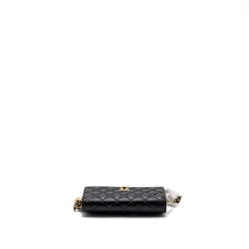 chanel-23k-pearl-crush-wallet-on-chain-lambskin-blackmicrochip