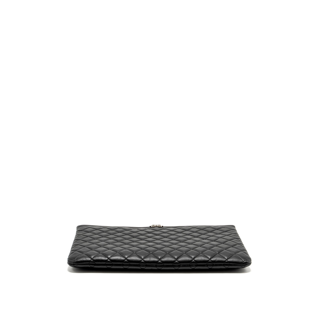 chanel-boy-pouch-lambskin-black-ruthenium-hardware